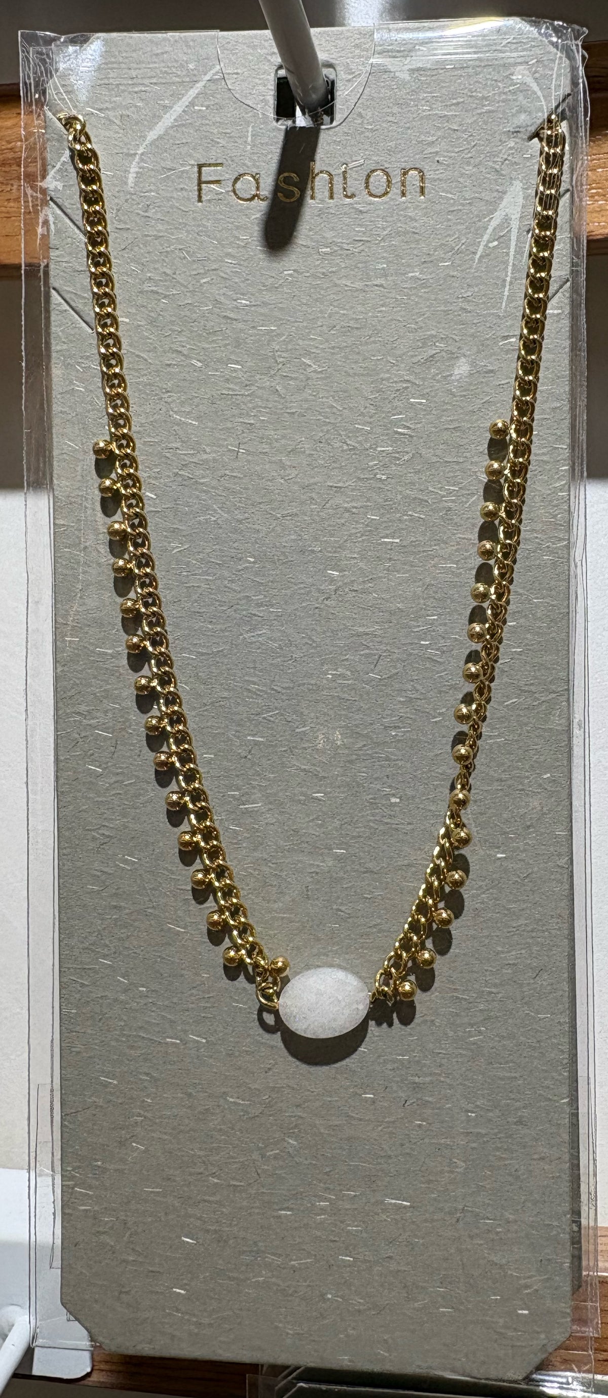 White Round Center Chain Necklace - W14-0305