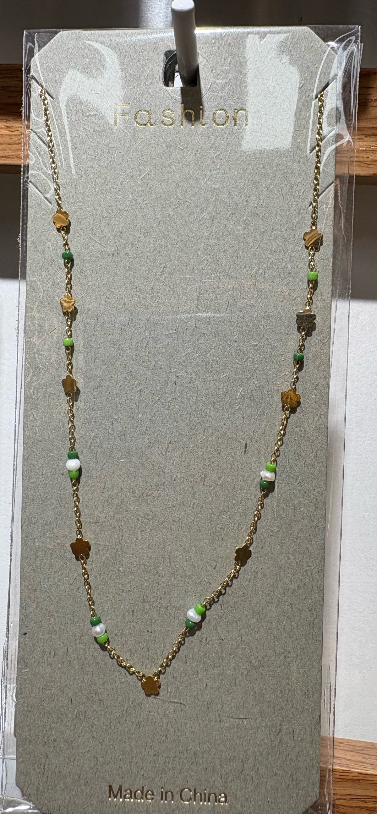Green Bead Disc Charm Necklace - W14-0350