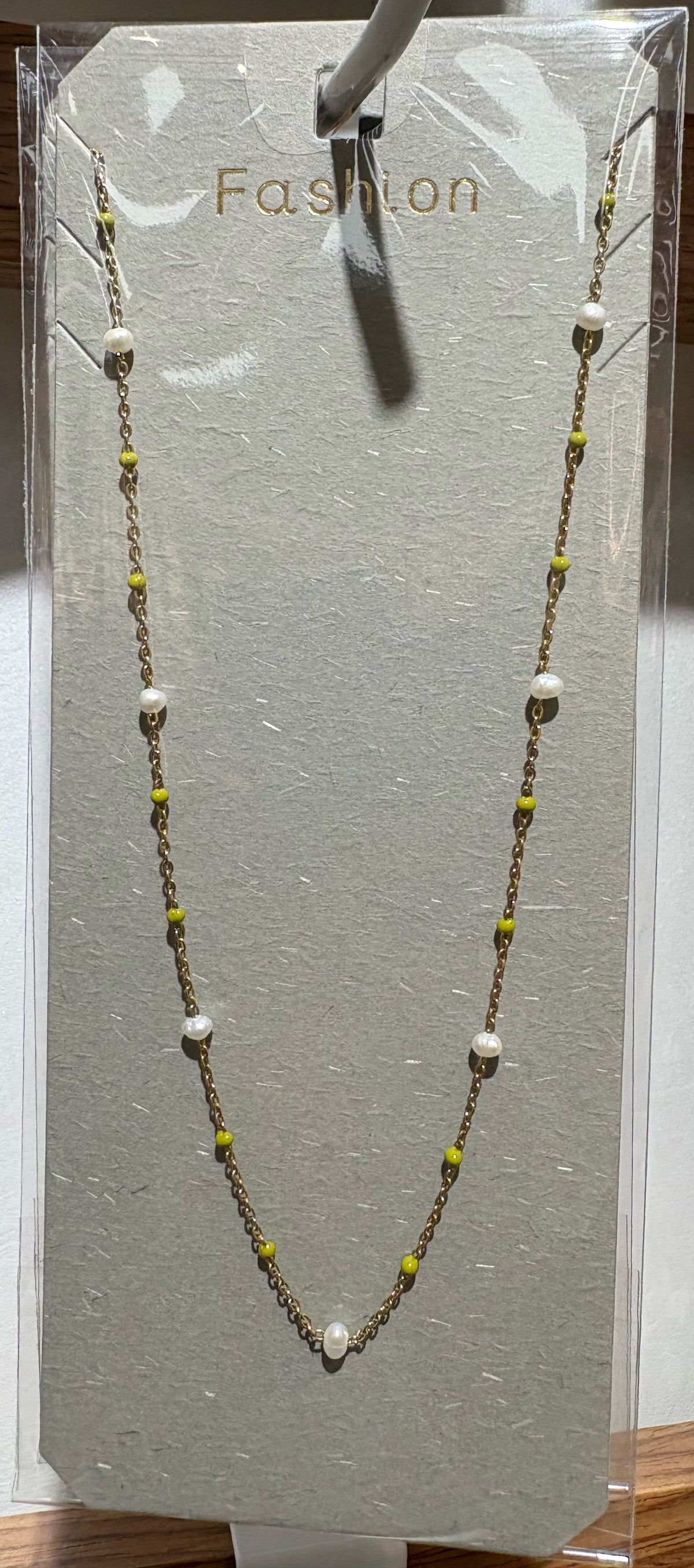 Yellow and White Bead Necklace - W14-0408