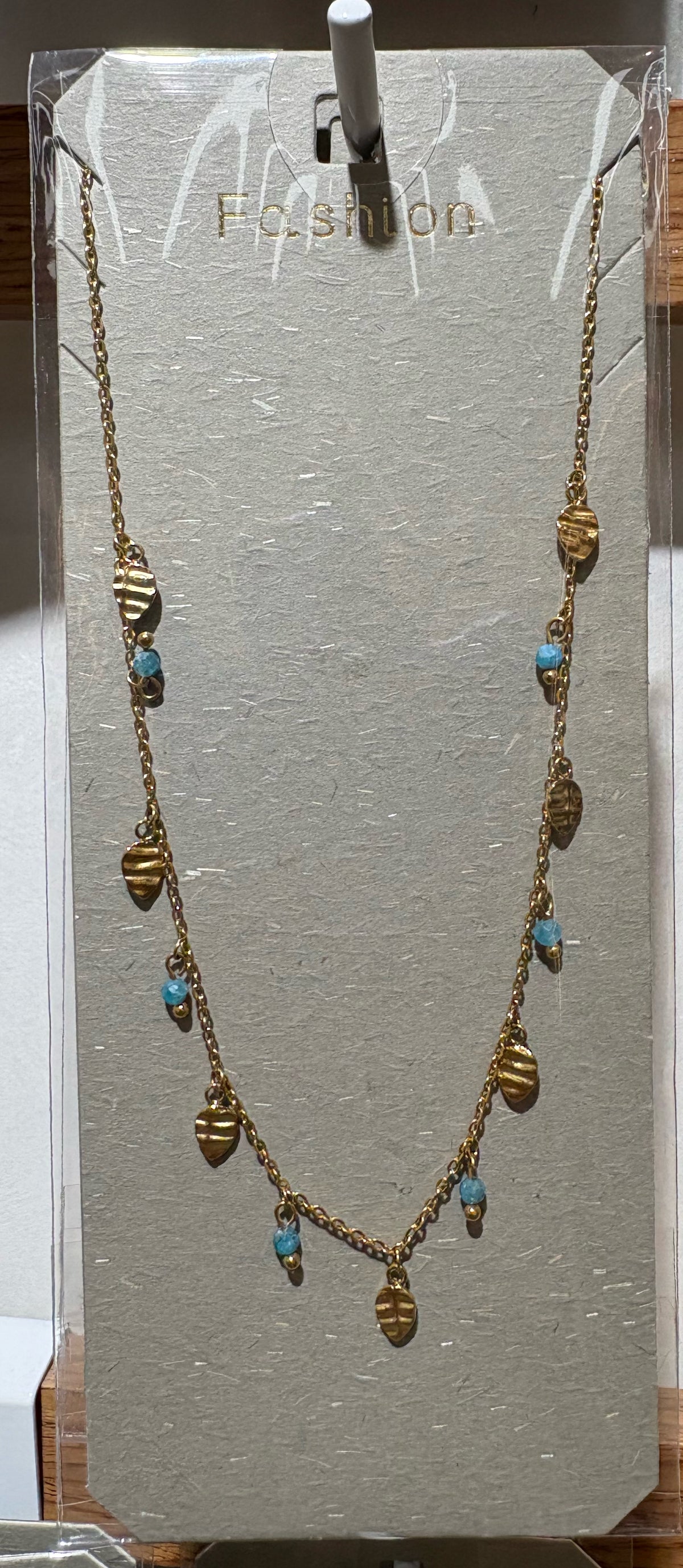 Blue Bead Shell Charm Necklace - W14-0425