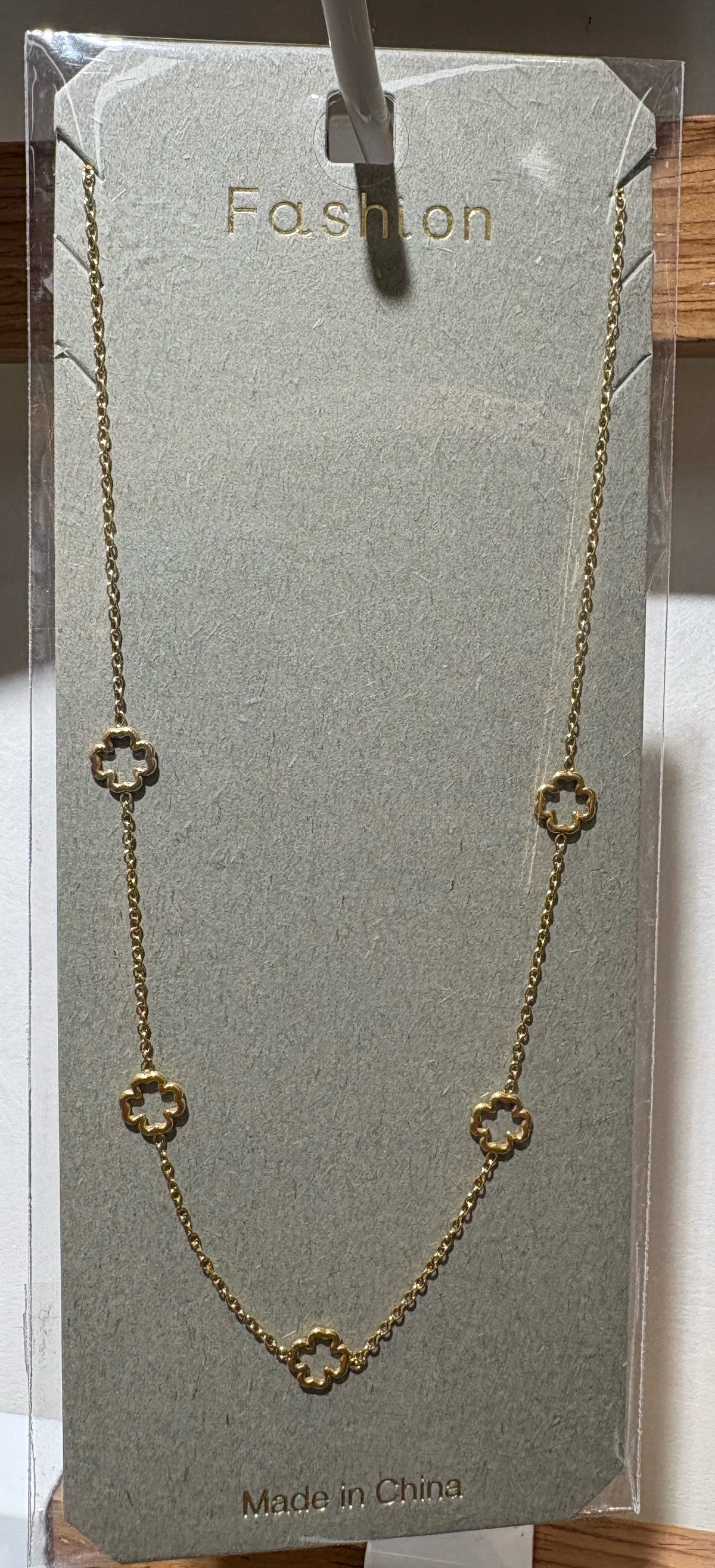Flower Outline Station Necklace - W14-0429