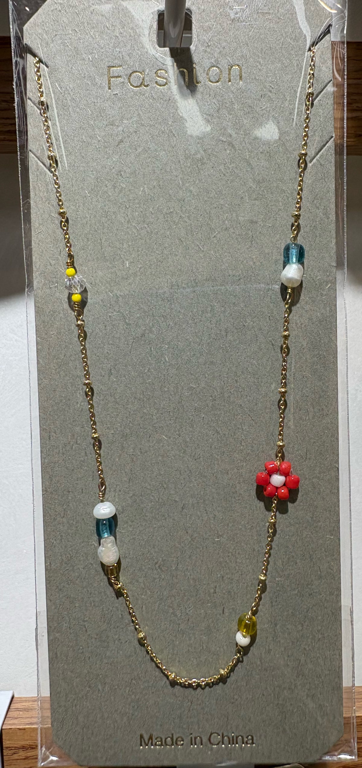 Red Flower Bead Necklace - W14-0451