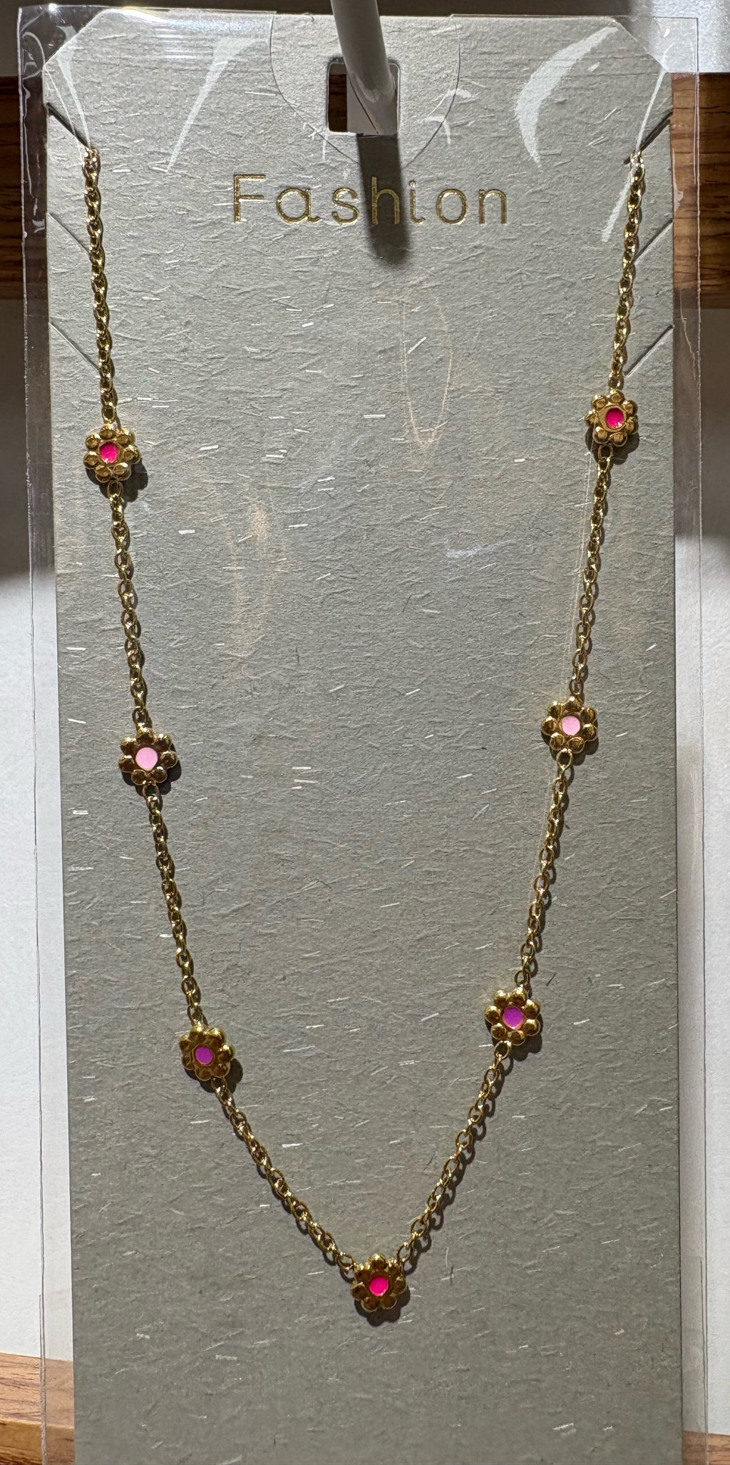Red Daisy Station Necklace - W14-0452