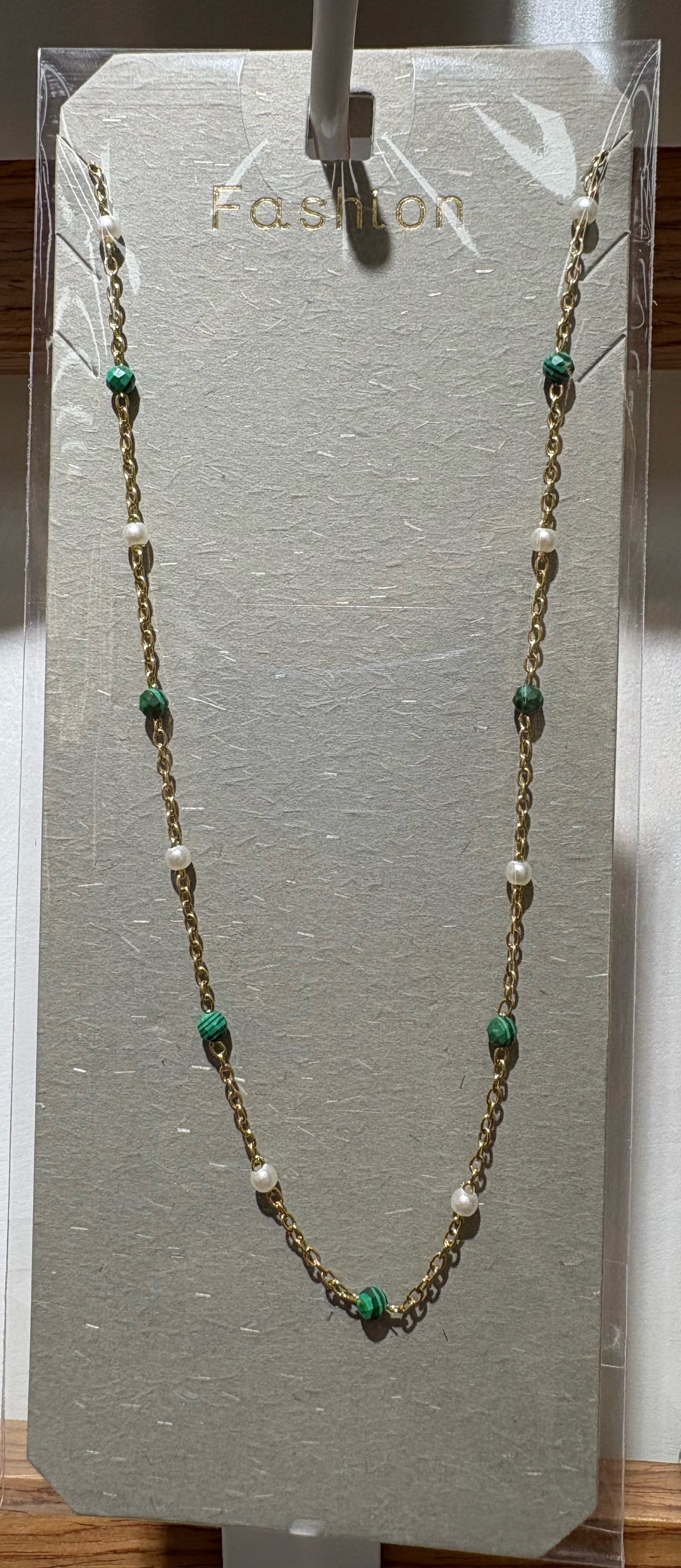 Green and White Bead Necklace - W14-0460
