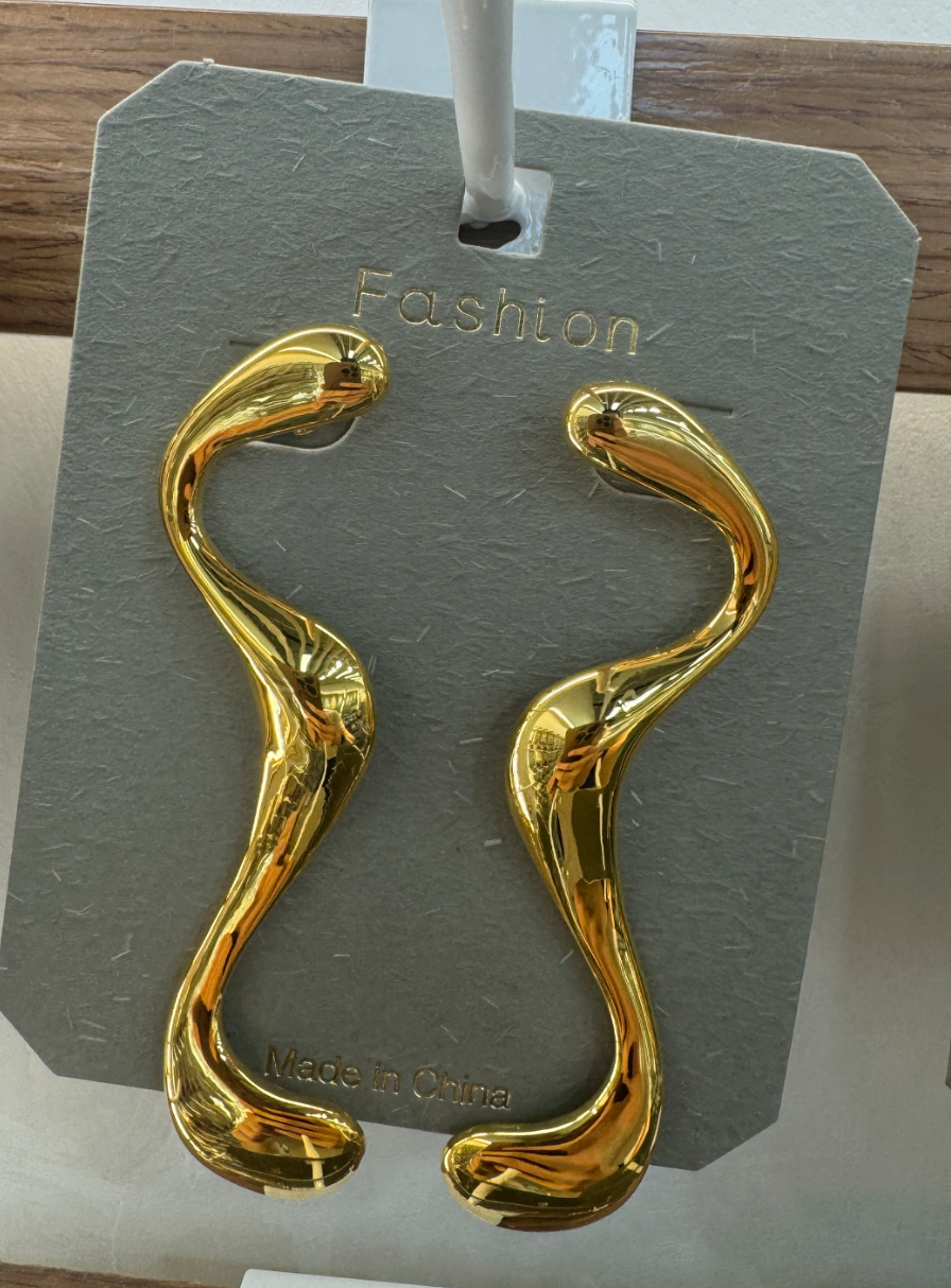 Sculptural Wavy Drop Earrings - W3-0004