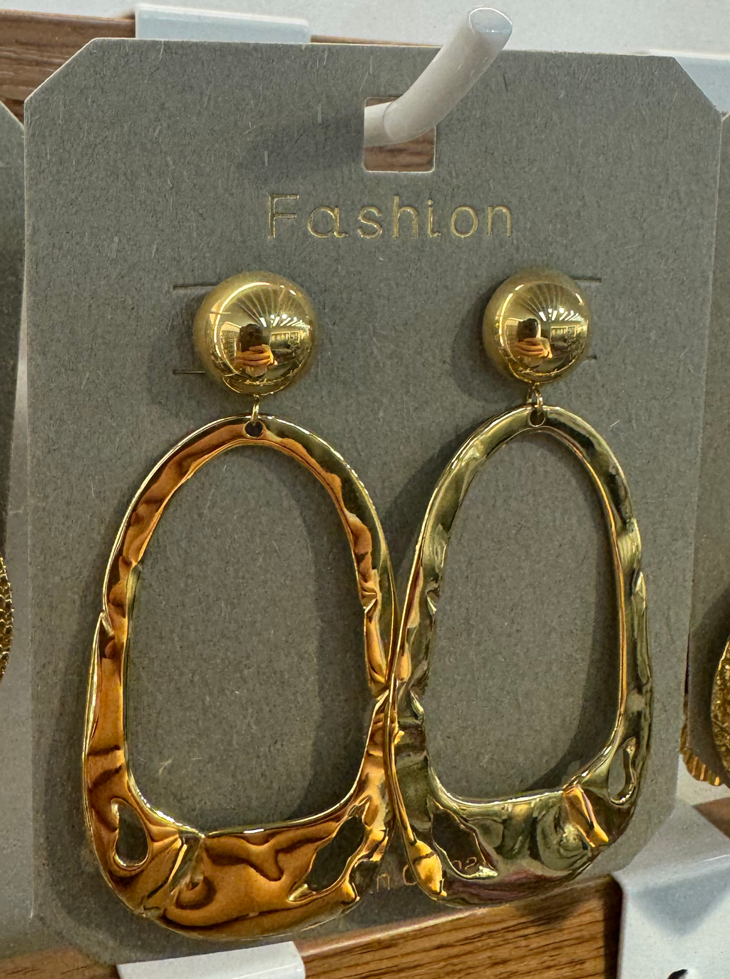 Wavy Open Oval Drop Earrings - W3-0014