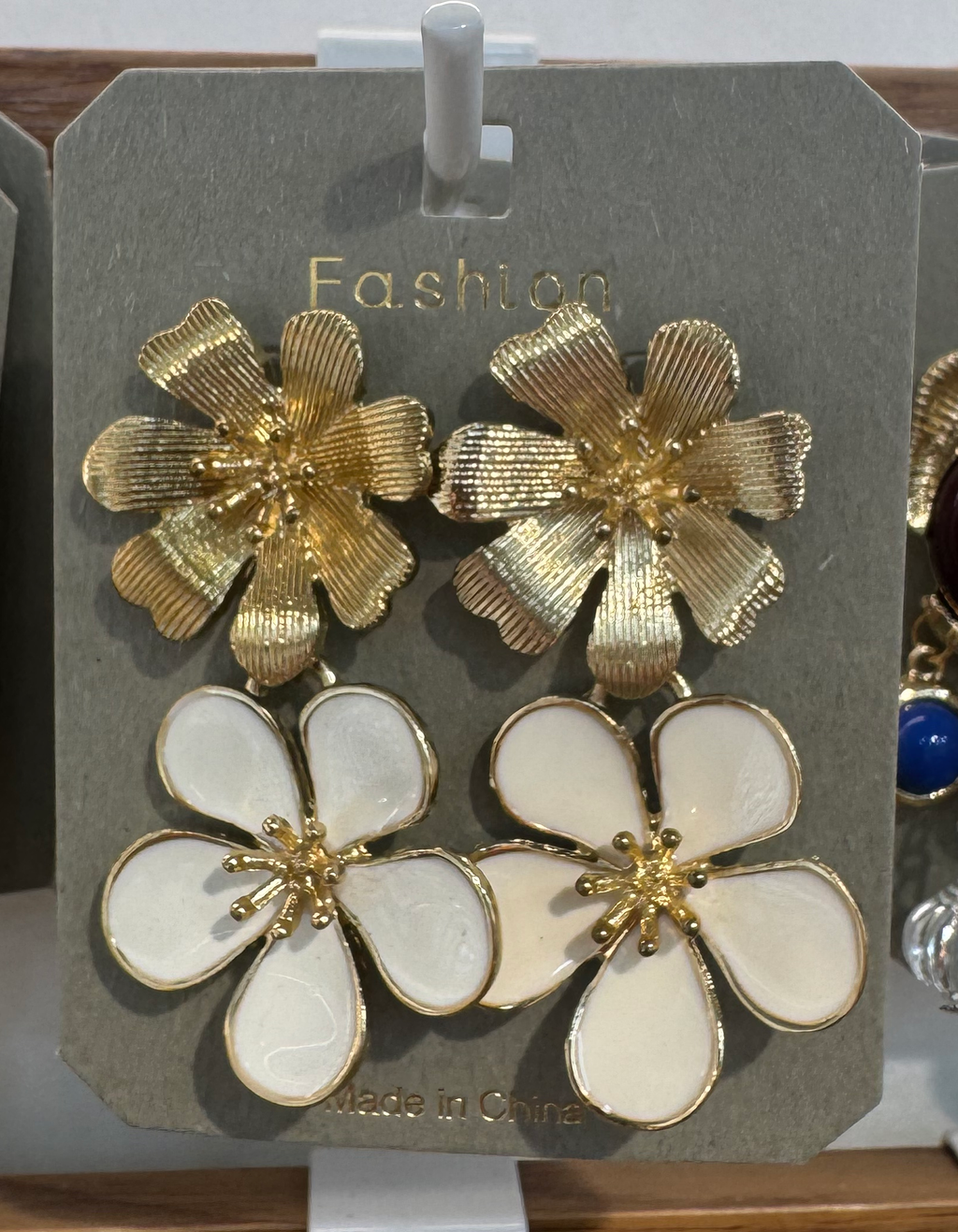 White Double Flower Drop Earrings - W3-0017