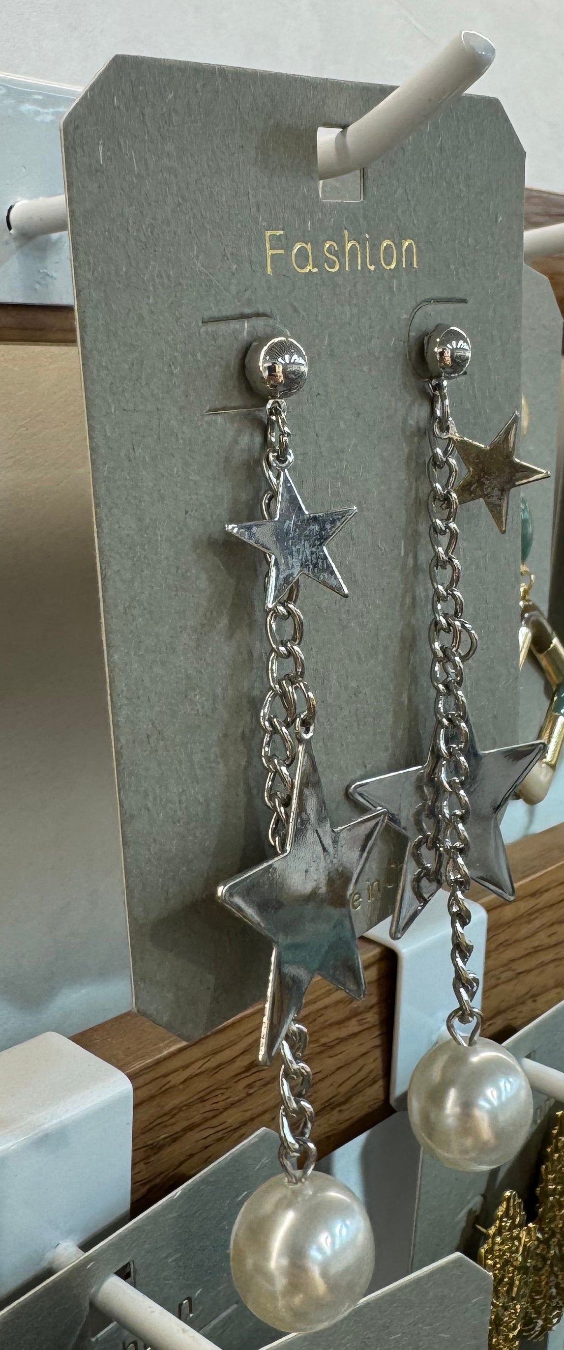 Star Chain Pearl-Style Drop Earrings - W3-0025