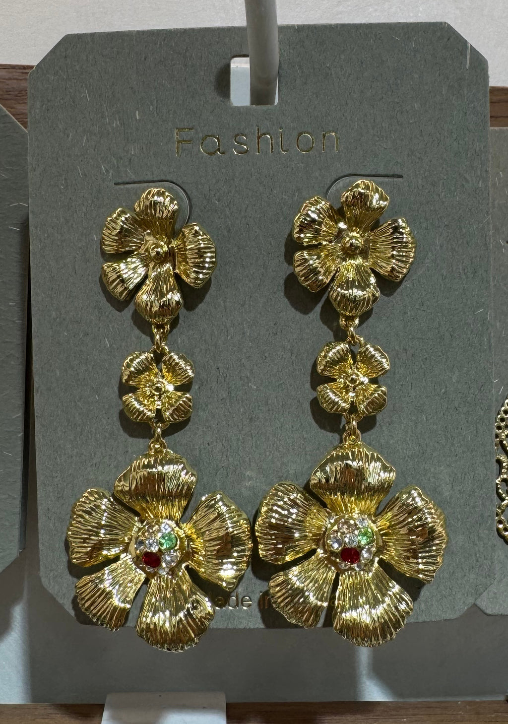 Textured Triple Flower Earrings - W3-0032