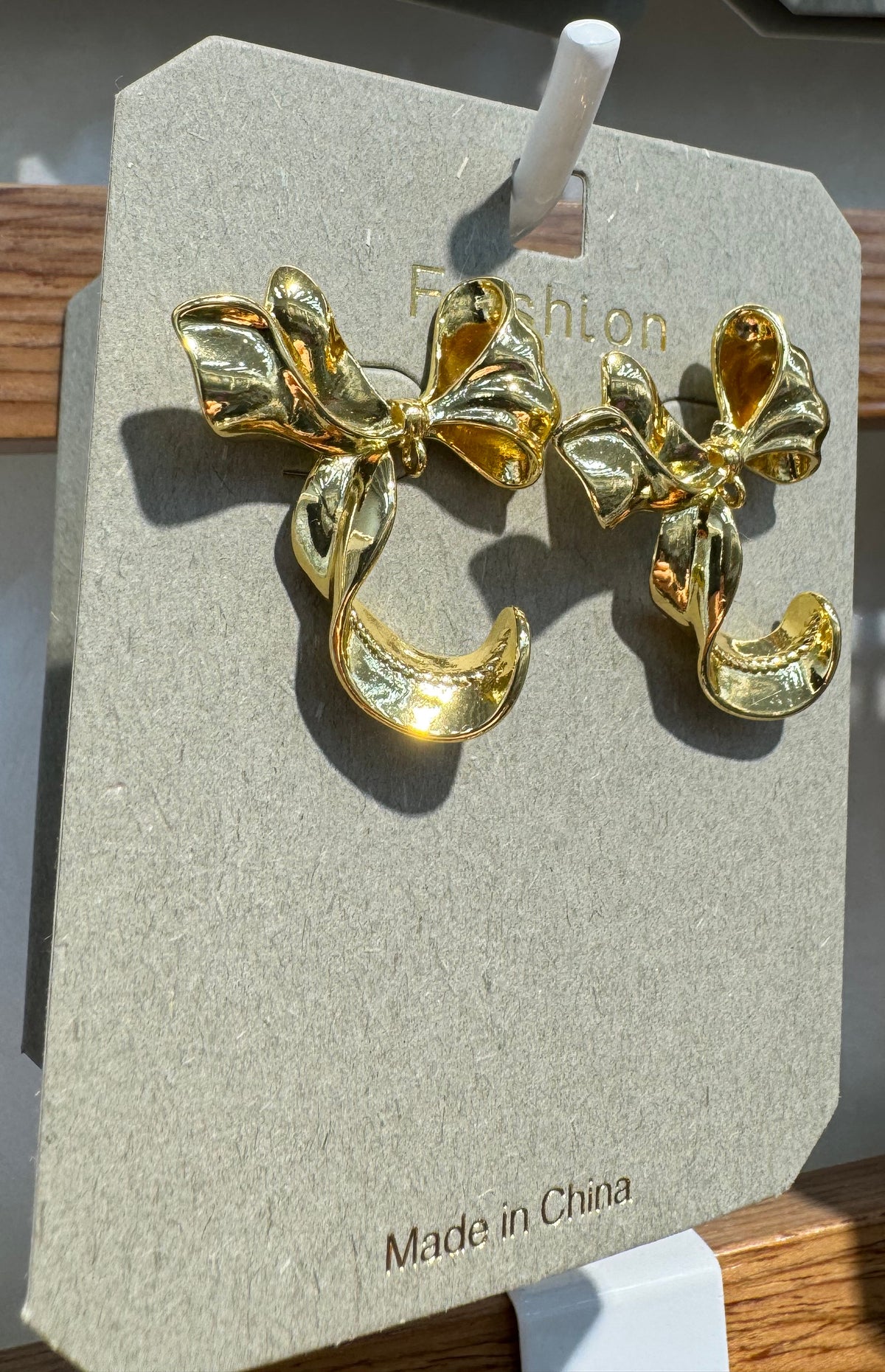 Sculptural Bow Hoop Earrings - W3-0036