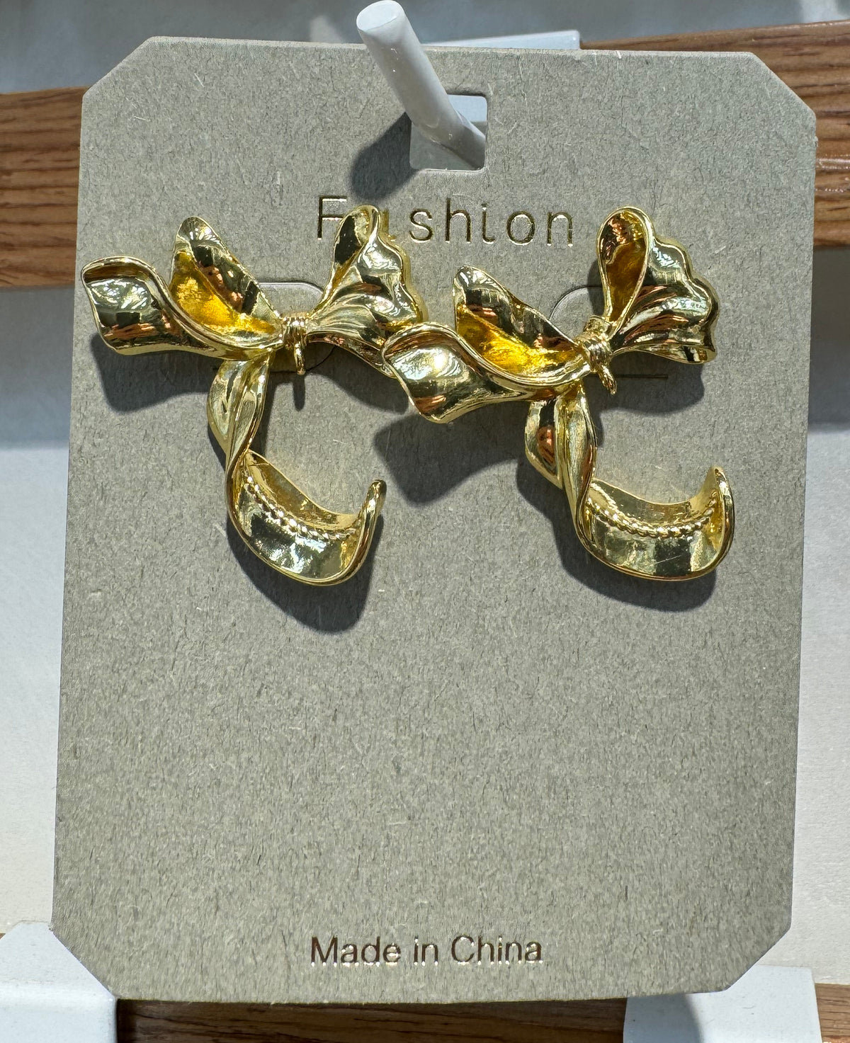 Sculptural Bow Hoop Earrings - W3-0036