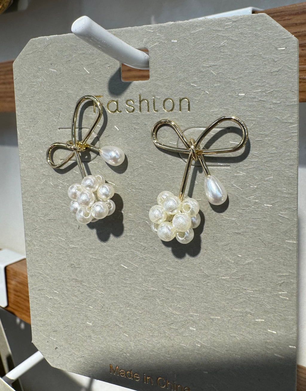Bow Beaded Flower Drop Earrings - W3-0043