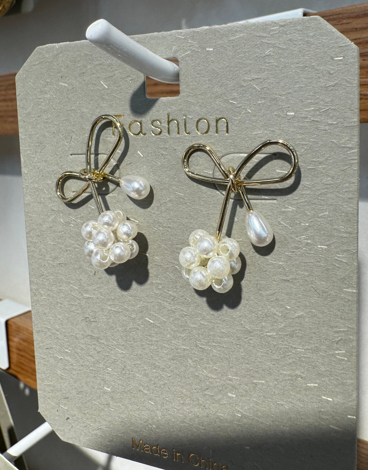Bow Beaded Flower Drop Earrings - W3-0043