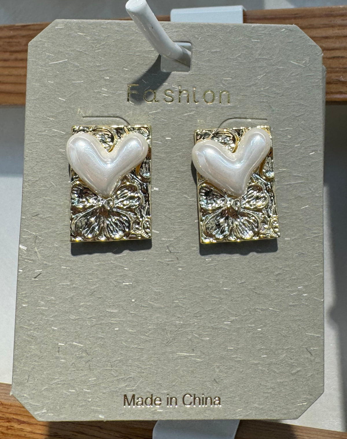 White Heart Rectangle Stud Earrings - W3-0057