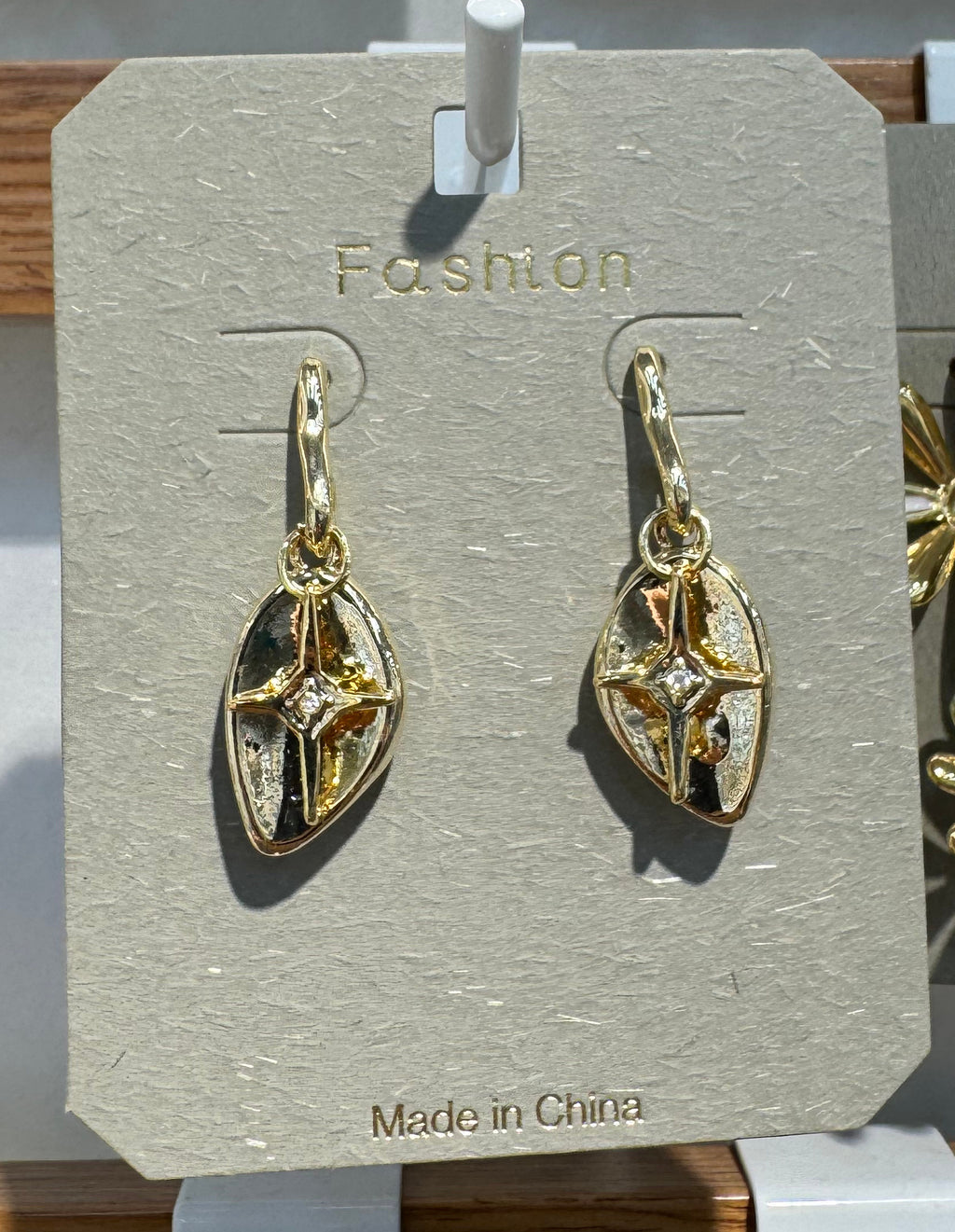 Starburst Oval Drop Earrings - W3-0059