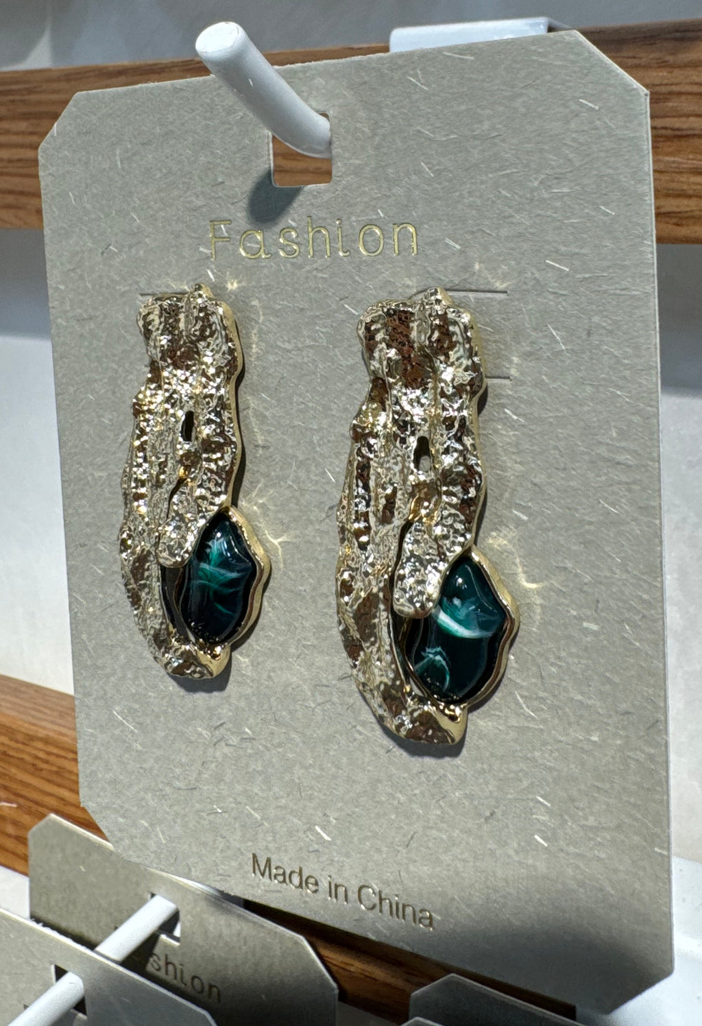 Green Accent Sculptural Earrings - W3-0089