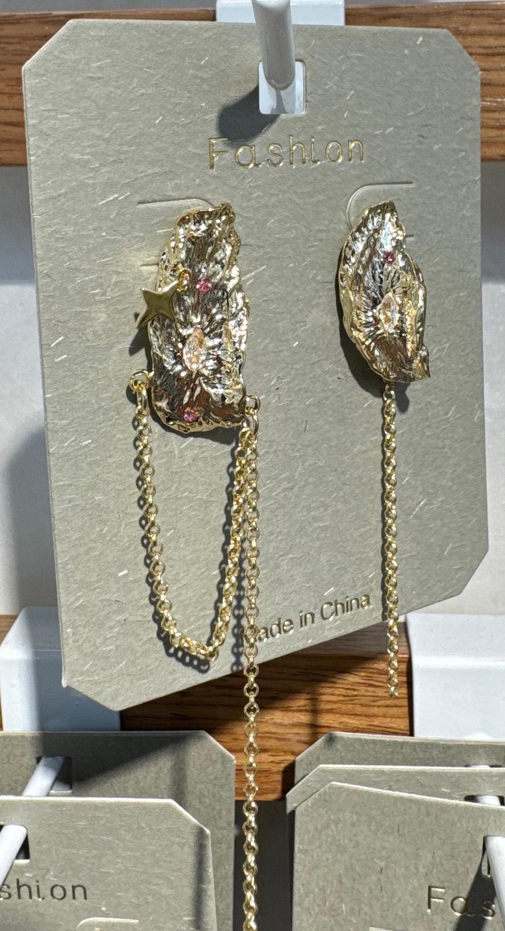 Textured Star Chain Earrings - W3-0105