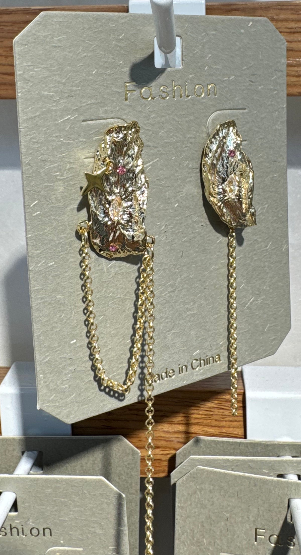 Textured Star Chain Earrings - W3-0105