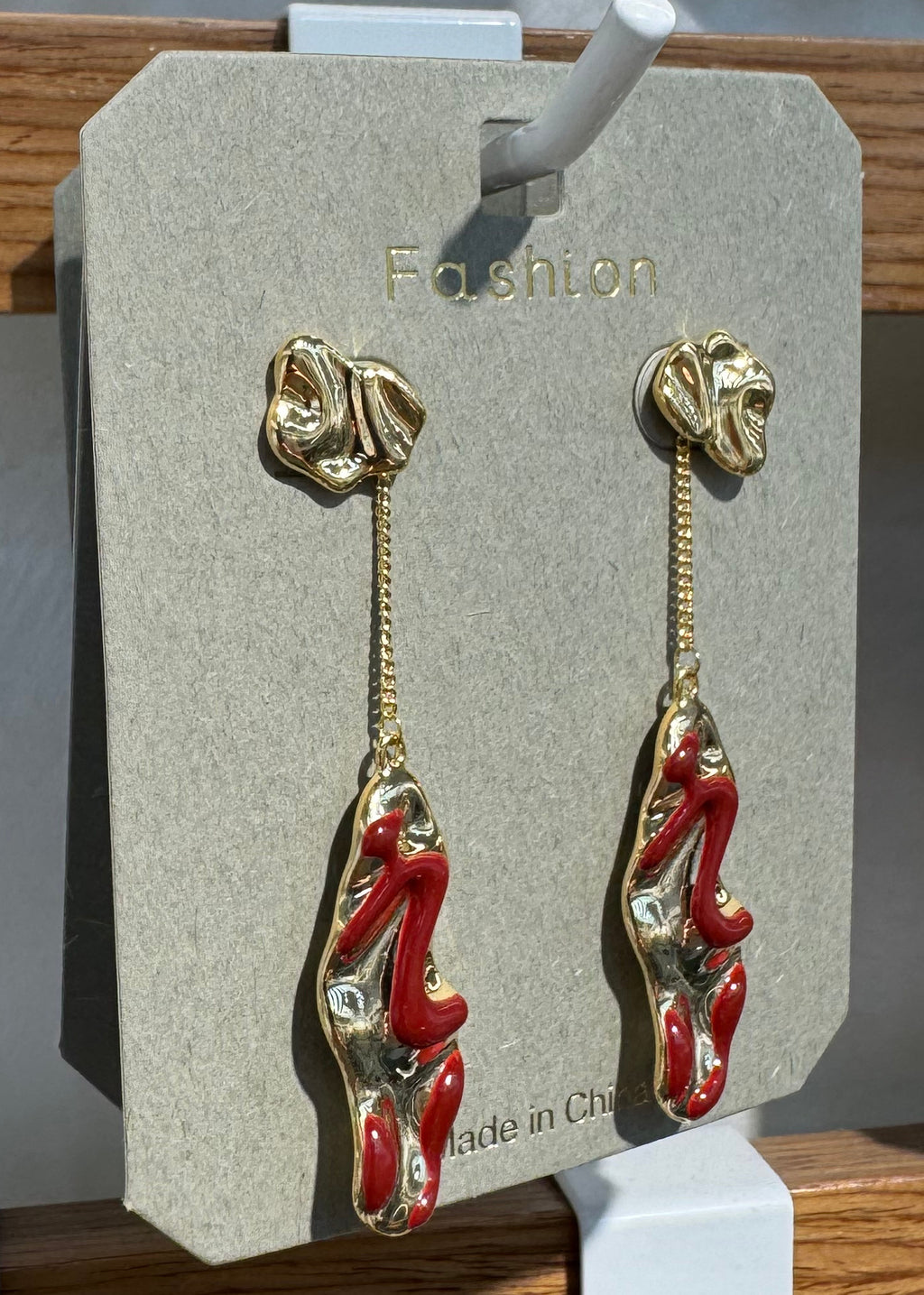 Red Abstract Chain Drop Earrings - W3-0112