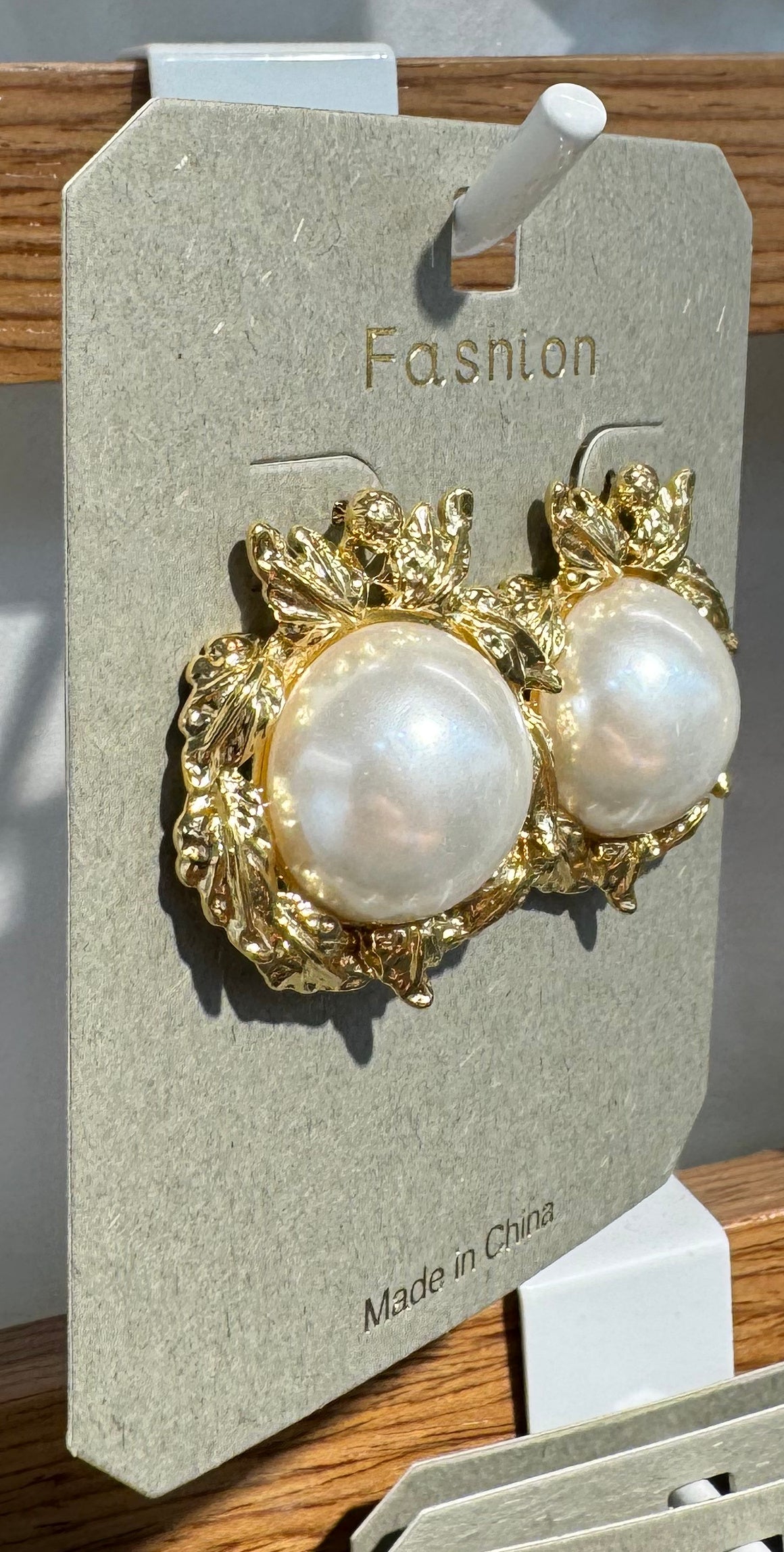 Ornate Pearl-Style Round Stud Earrings - W3-0114