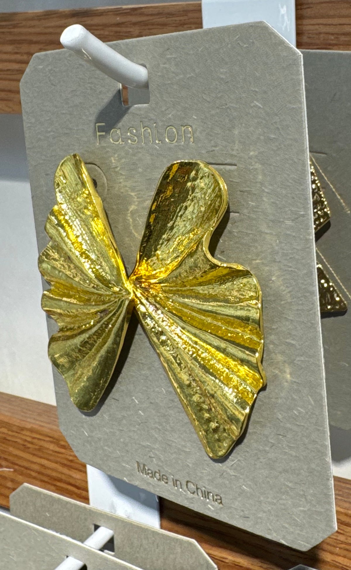 Pleated Fan Statement Earrings - W3-0115