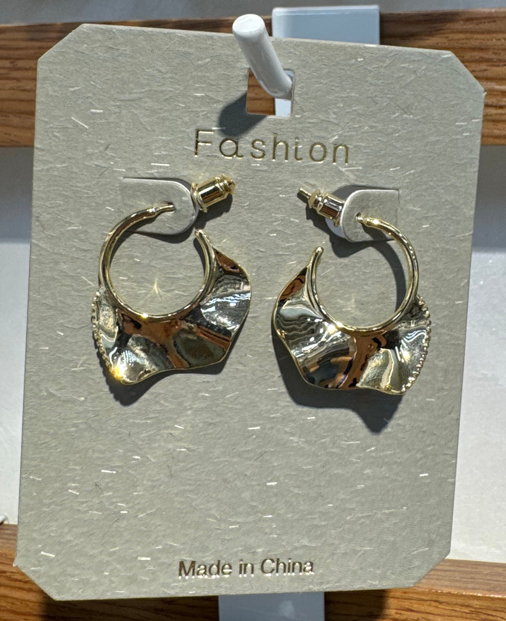 Sculptural Flared Hoop Earrings - W3-0165