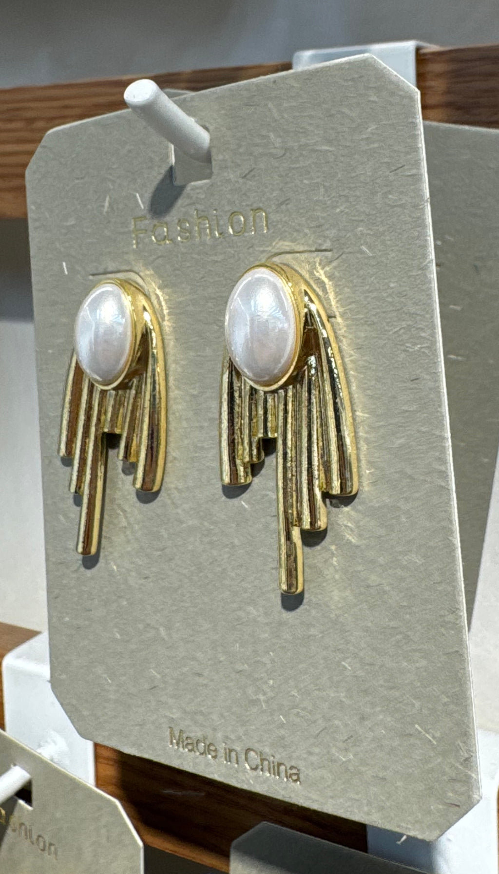 Pearl-Style Art Deco Stud Earrings - W3-0166