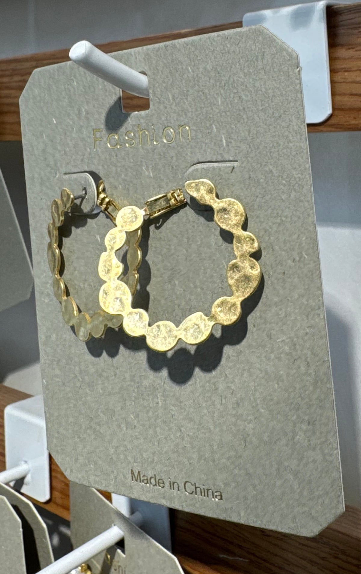 Linked Disc Hoop Earrings - W3-0188