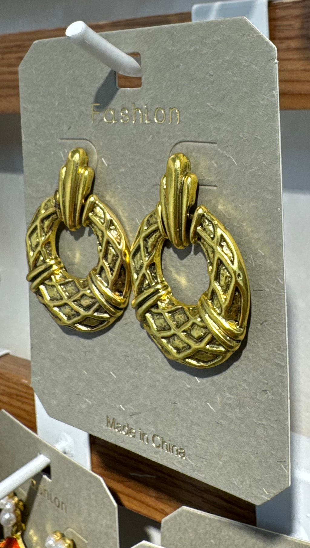 Woven Pattern Circle Drop Earrings - W3-0190