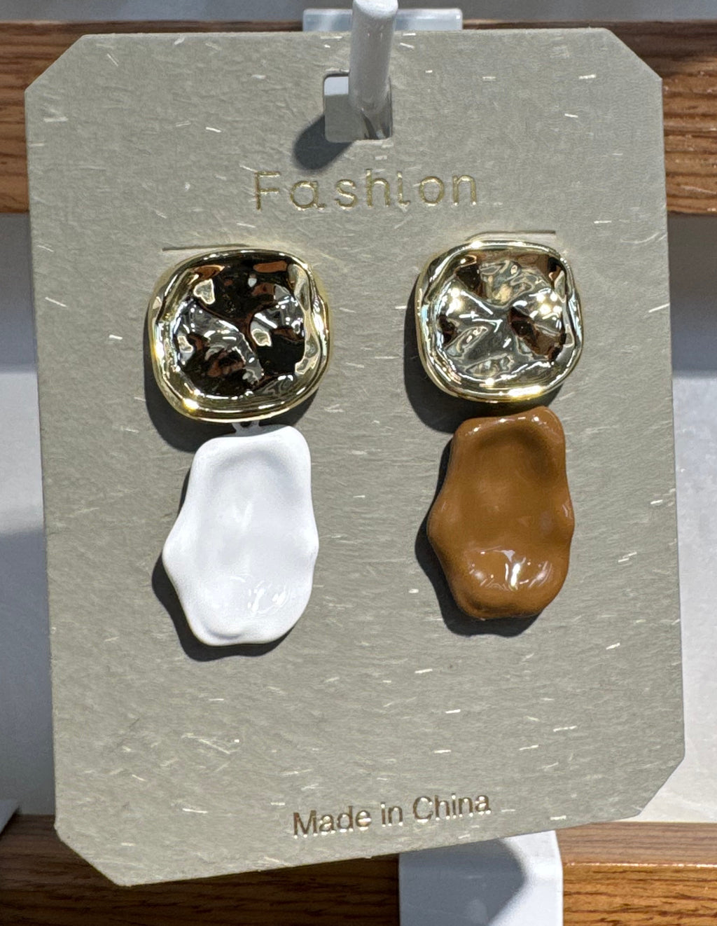 Asymmetric White and Brown Earrings - W3-0191