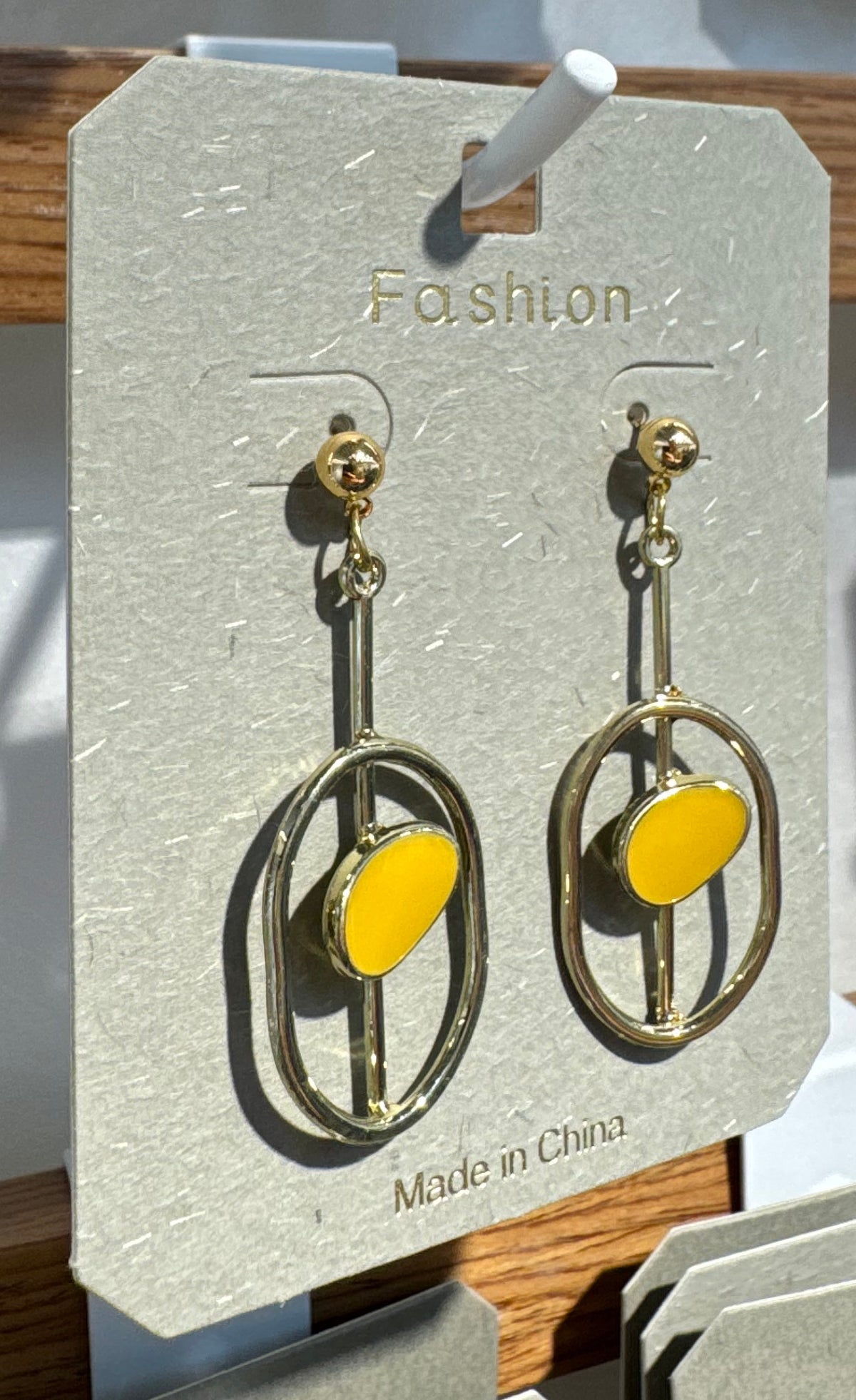 Yellow Center Oval Drop Earrings - W3-0198