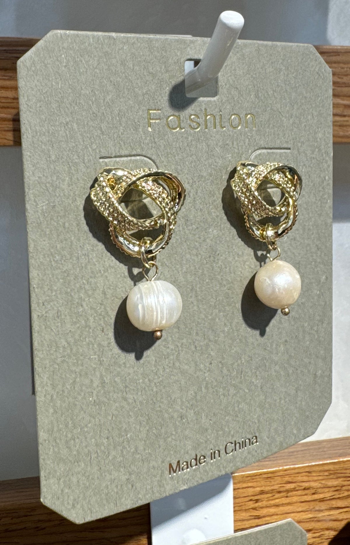 Twisted Knot Pearl-Style Earrings - W3-0214