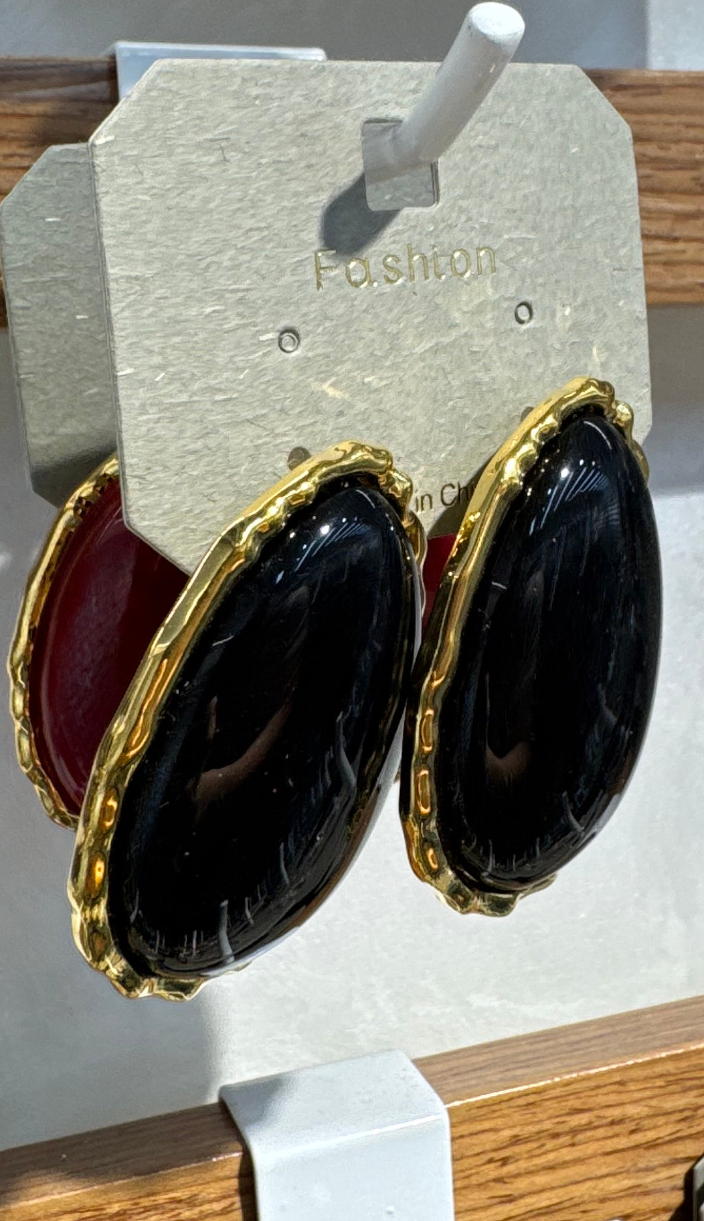Black Oval Statement Stud Earrings - W3-0252