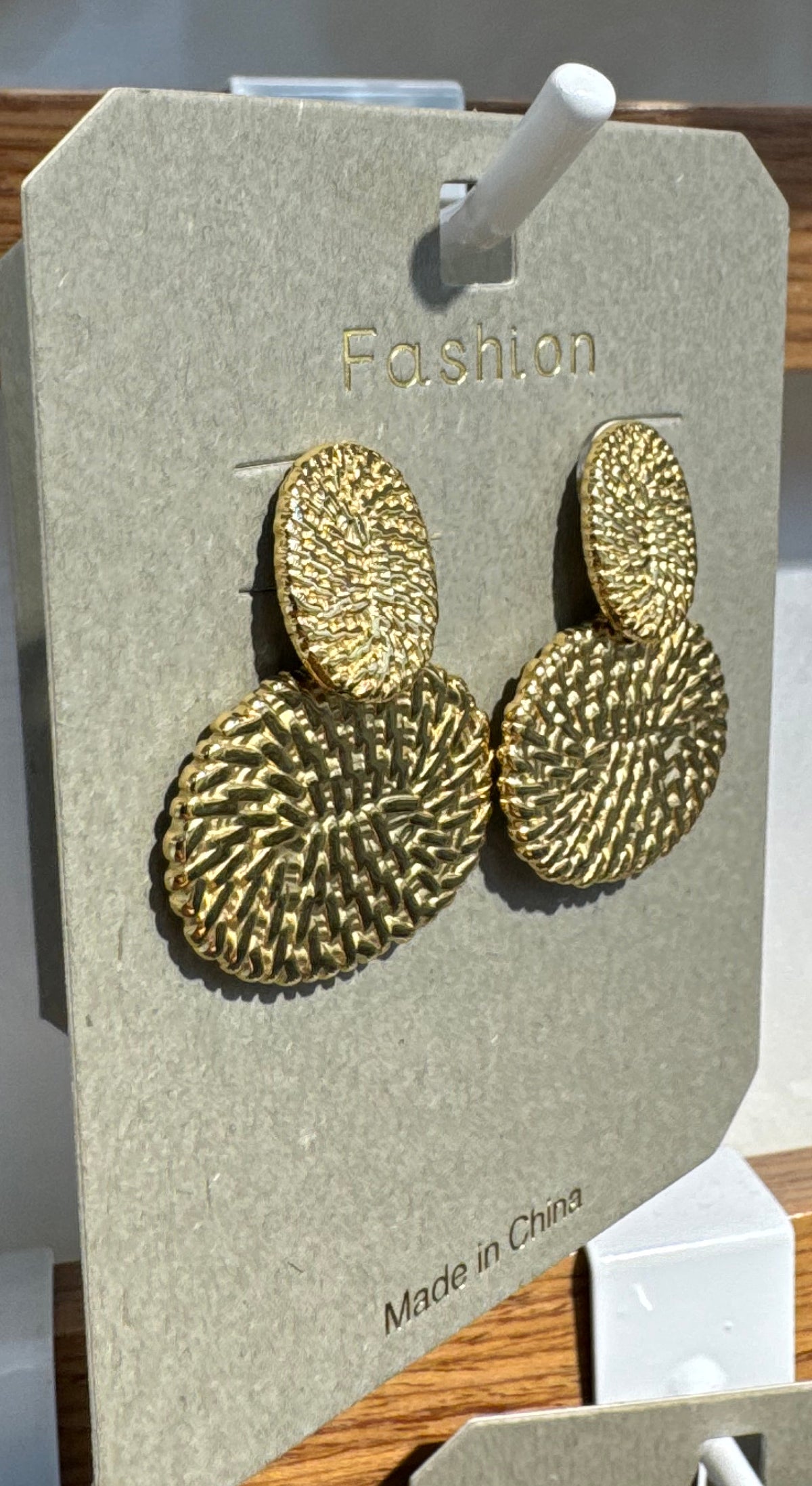 Textured Oval Disc Drop Earrings - W3-0261