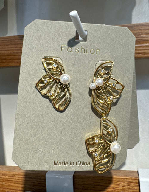 Asymmetric Leaf Beaded Earrings - W3-0277