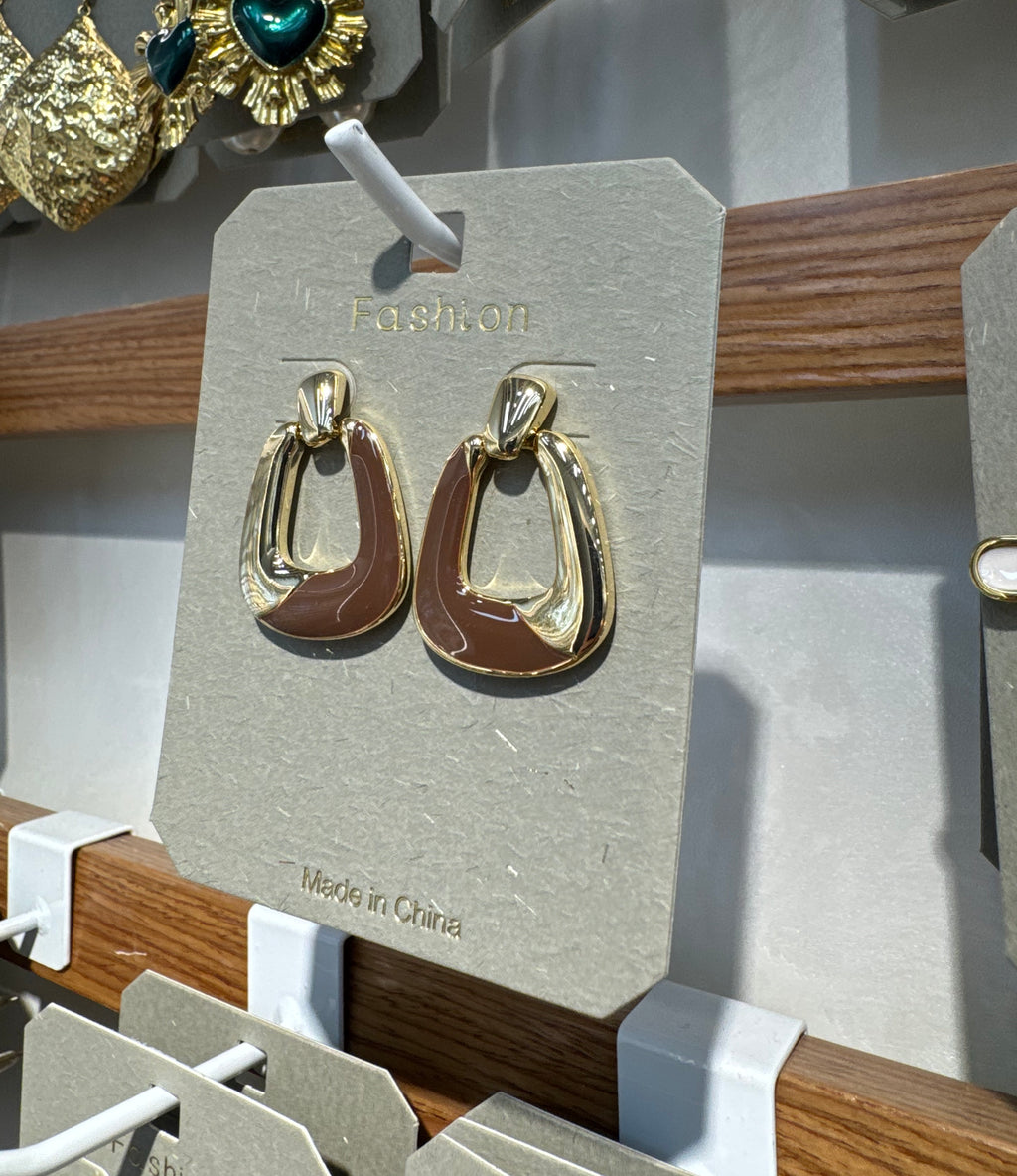 Chunky Trapezoid Hoop Earrings - W3-0327