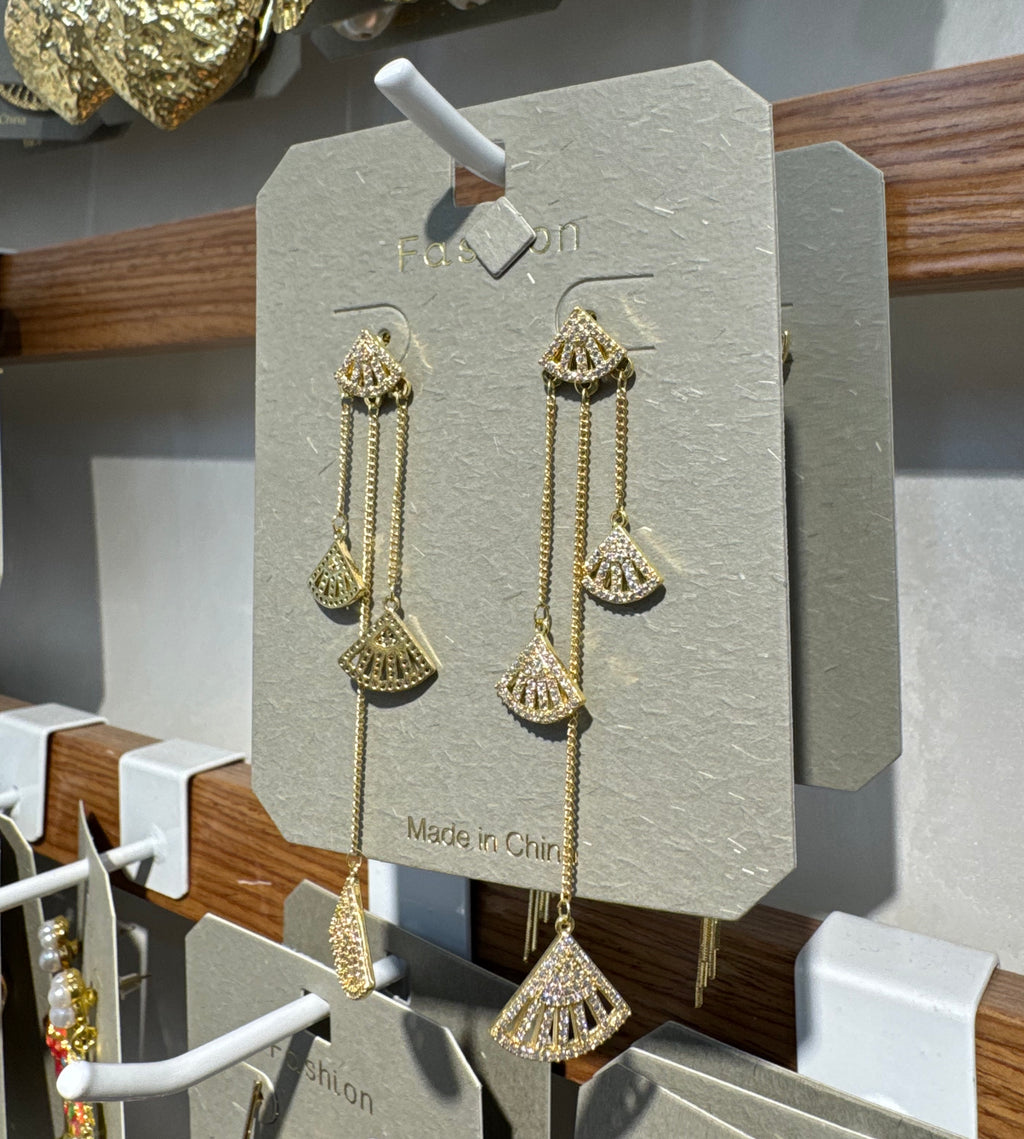 Fan Charm Tassel Earrings - W3-0340