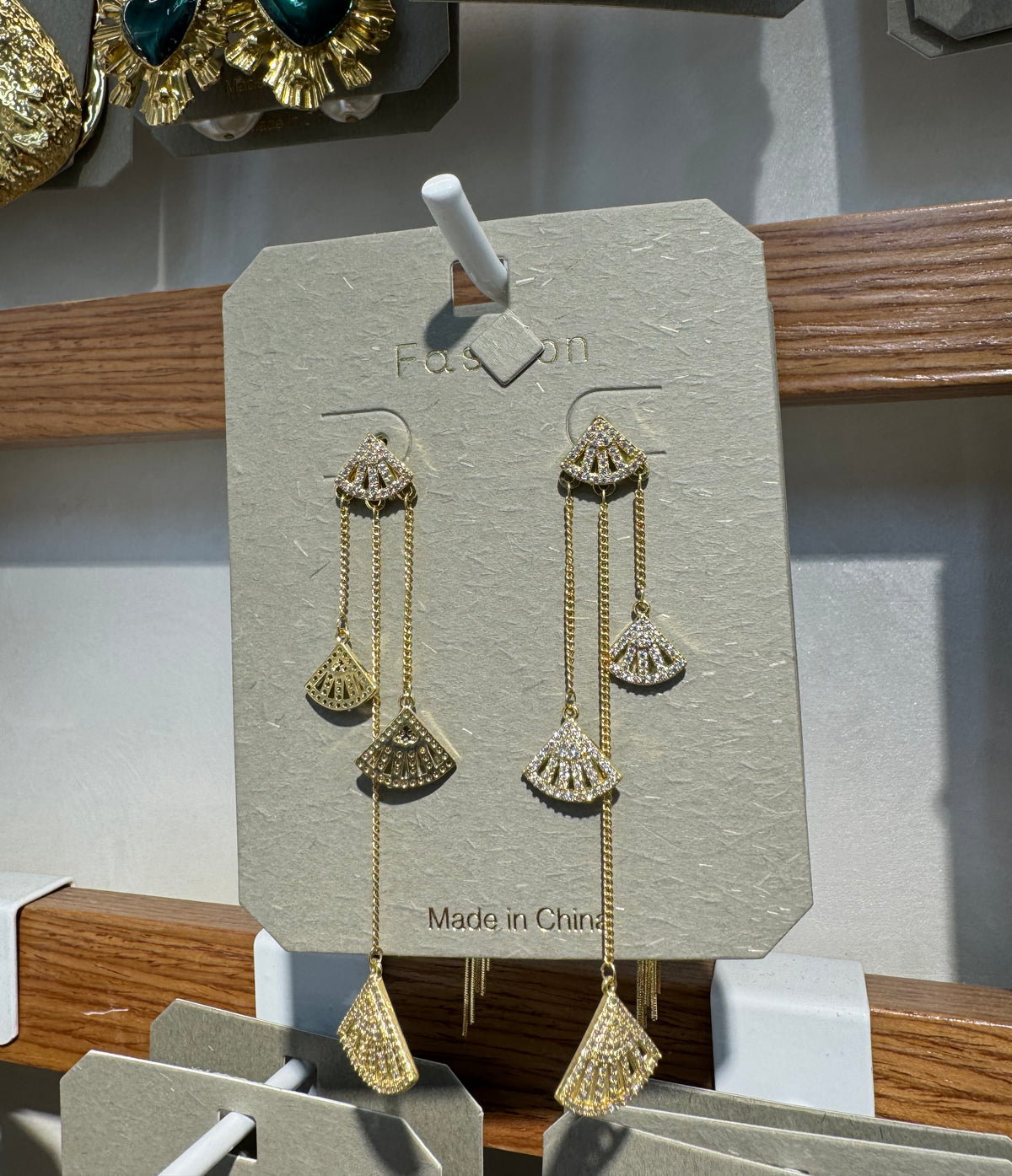 Fan Charm Tassel Earrings - W3-0340