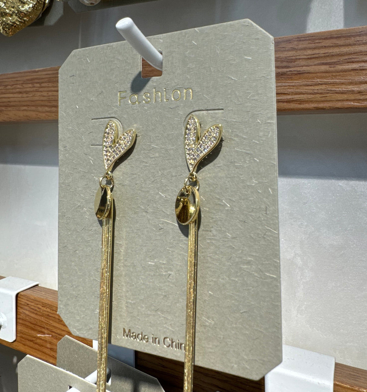 Leaf Link Chain Fringe Earrings - W3-0341