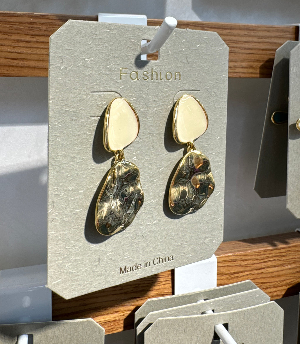 Hammered Teardrop Drop Earrings - W3-0353