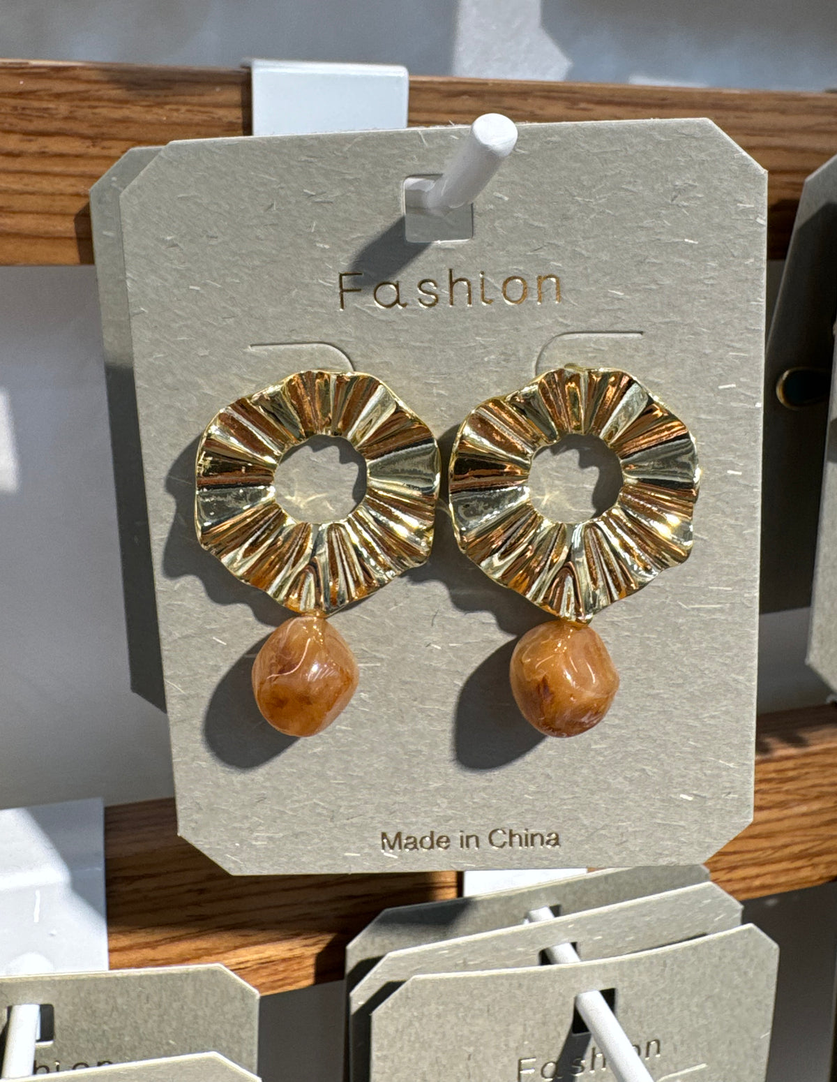 Sunburst Orange Bead Earrings - W3-0354
