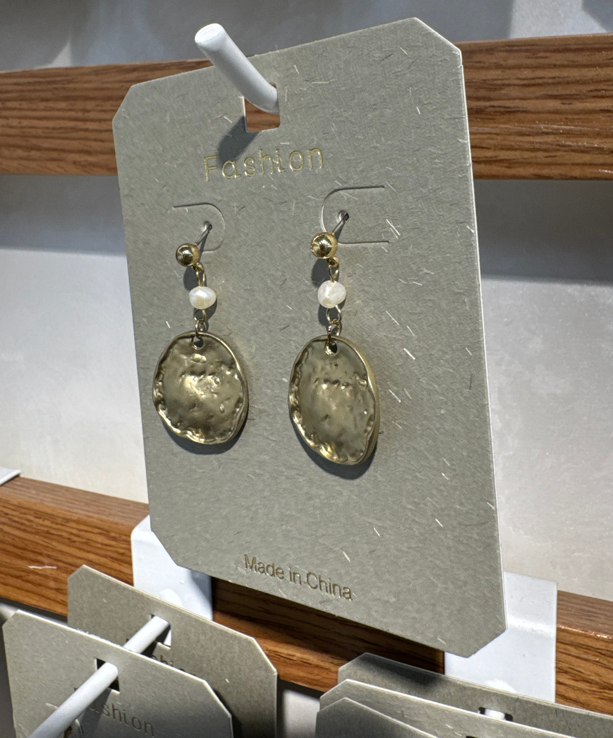 Hammered Coin Pearl Earrings - W3-0355
