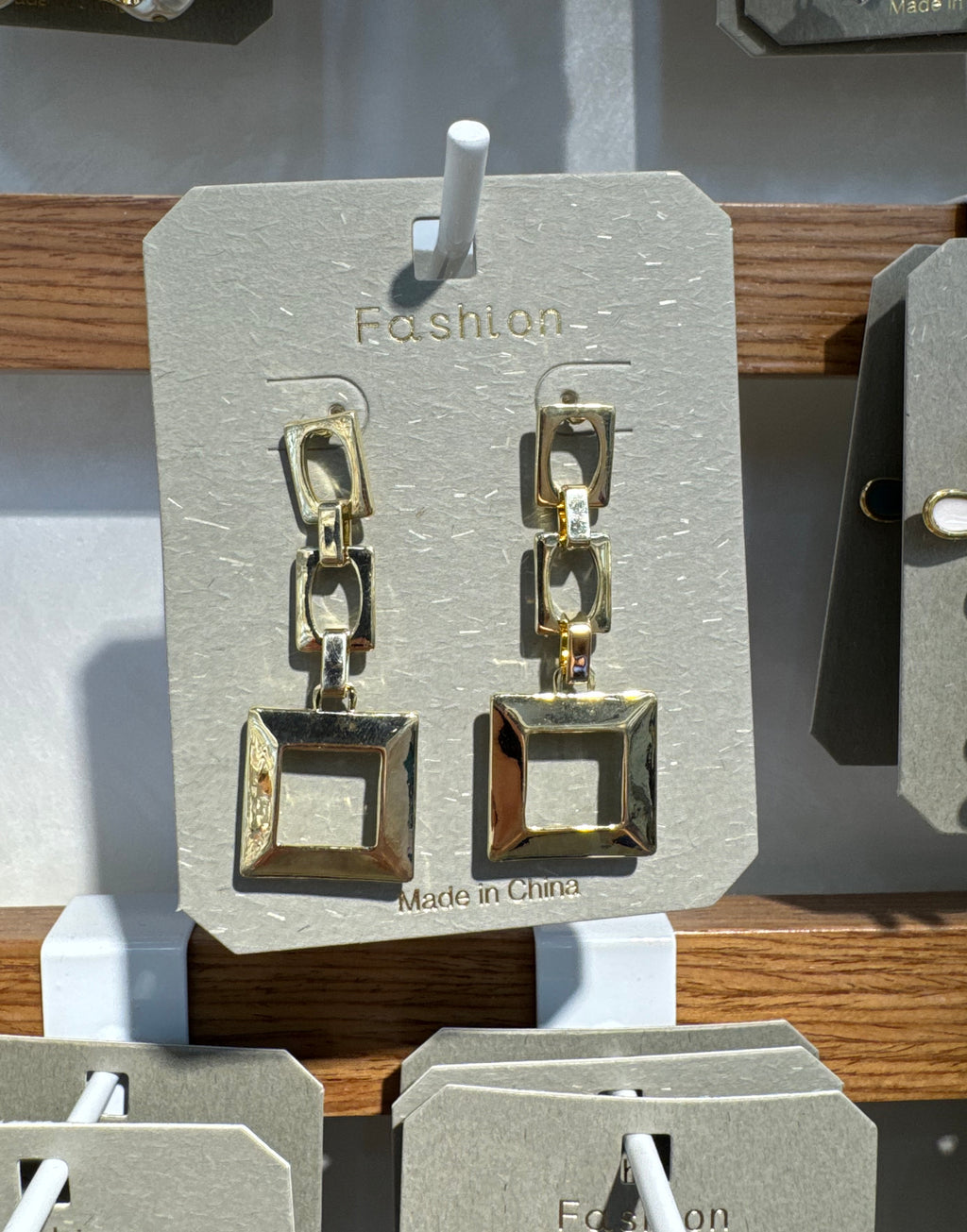 Square Chain Link Earrings - W3-0358