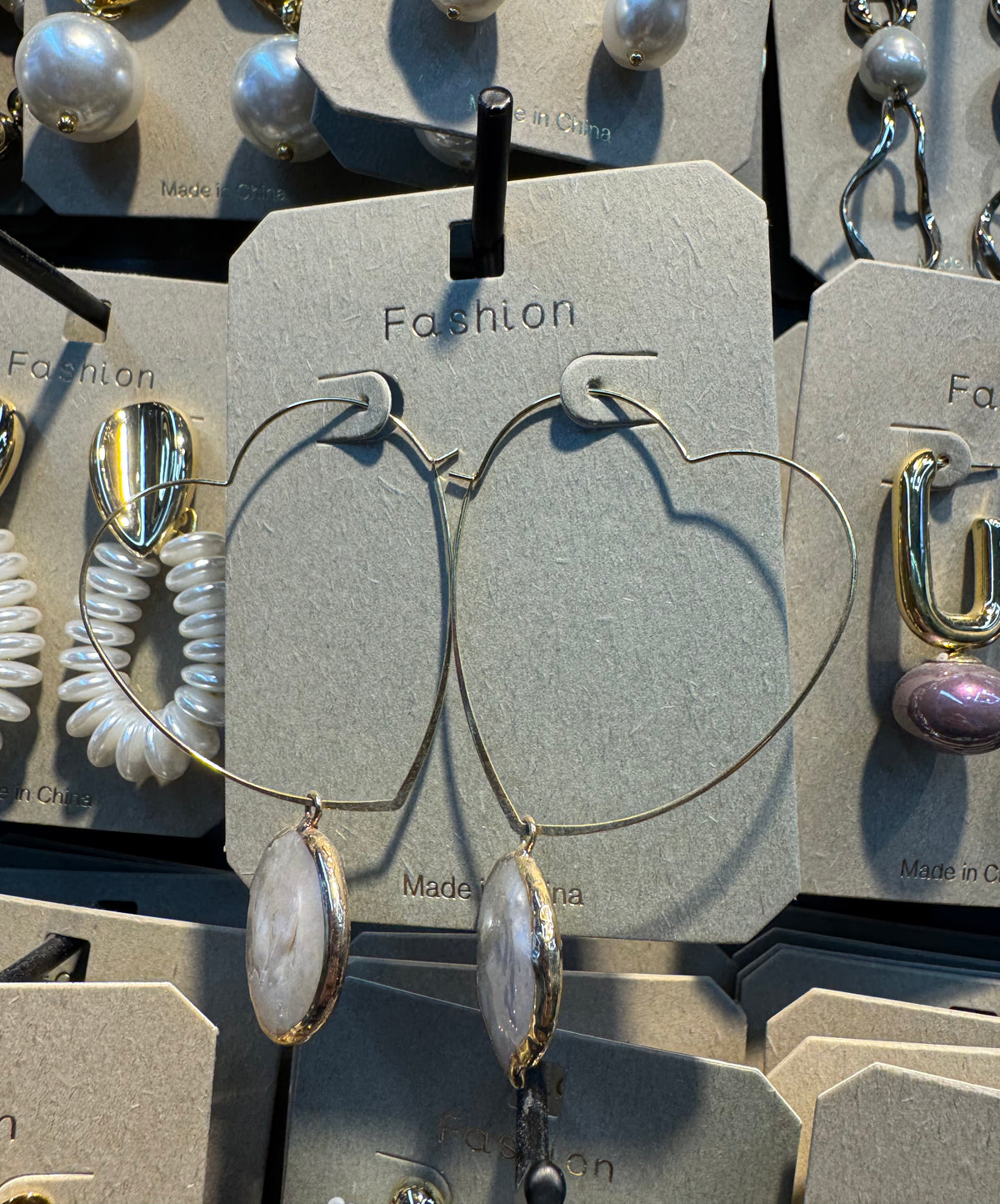 Round Pearl Disc Hoop Earrings - W3-0362