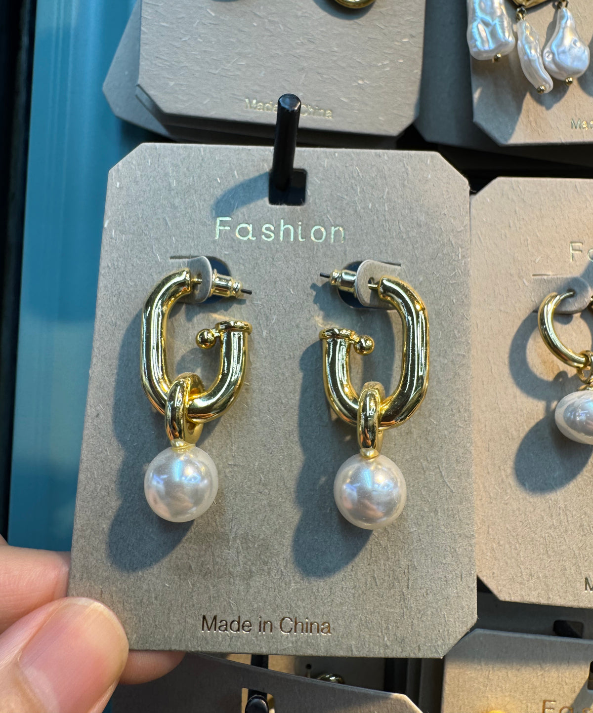 Rectangle Link Pearl Earrings - W3-0377