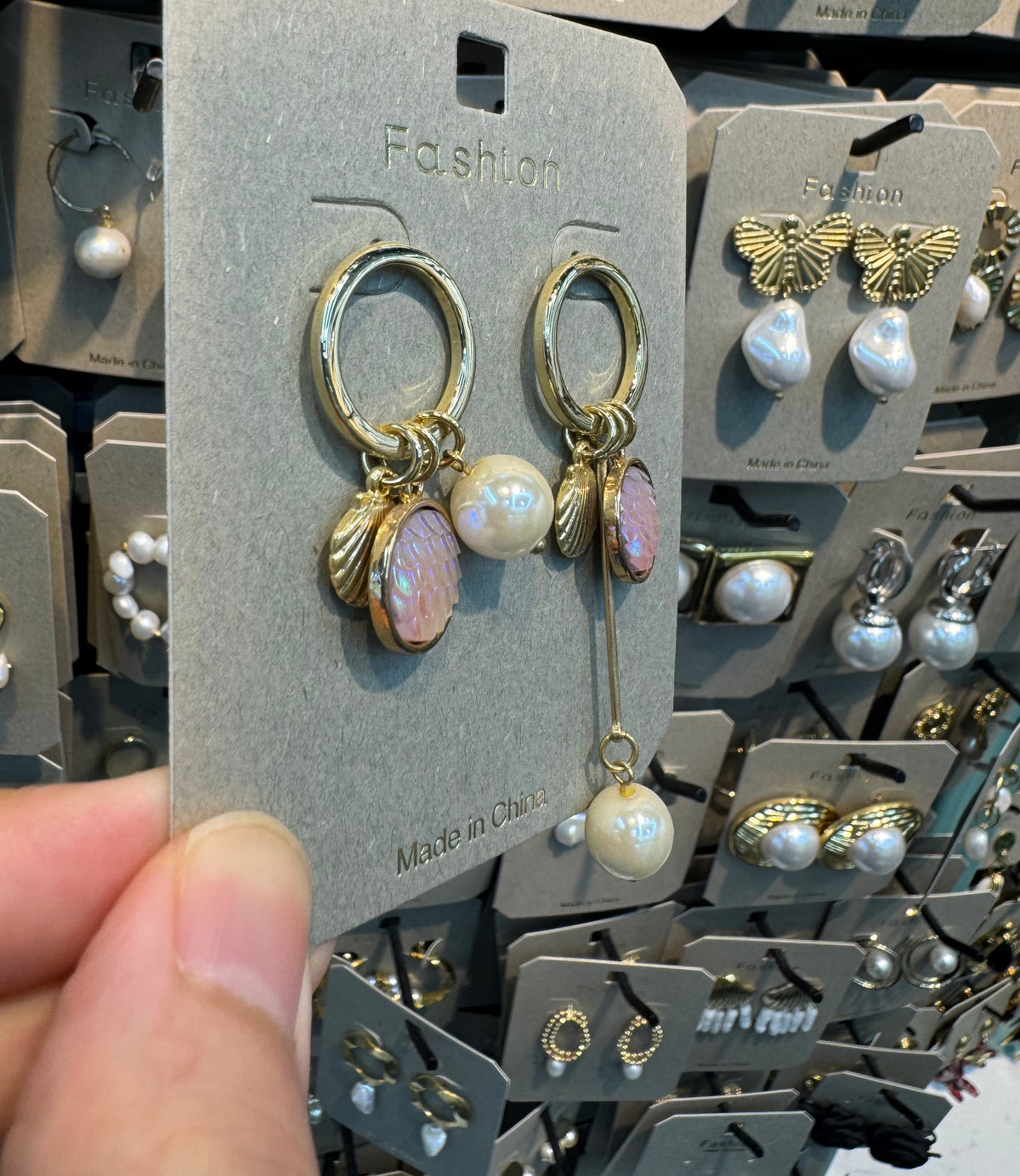 Asymmetric Disc Pearl Earrings - W3-0405