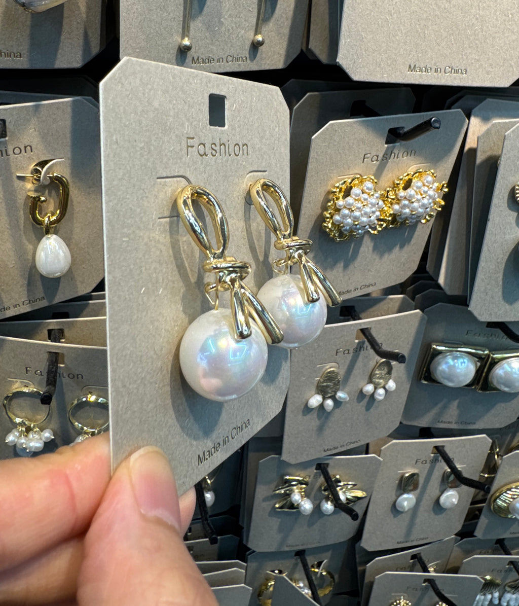 Linked Oval Pearl Ball Earrings - W3-0413
