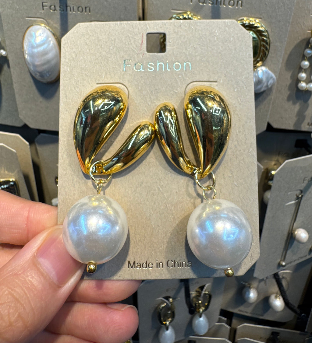 Folded Heart Pearl Drop Earrings - W3-0423