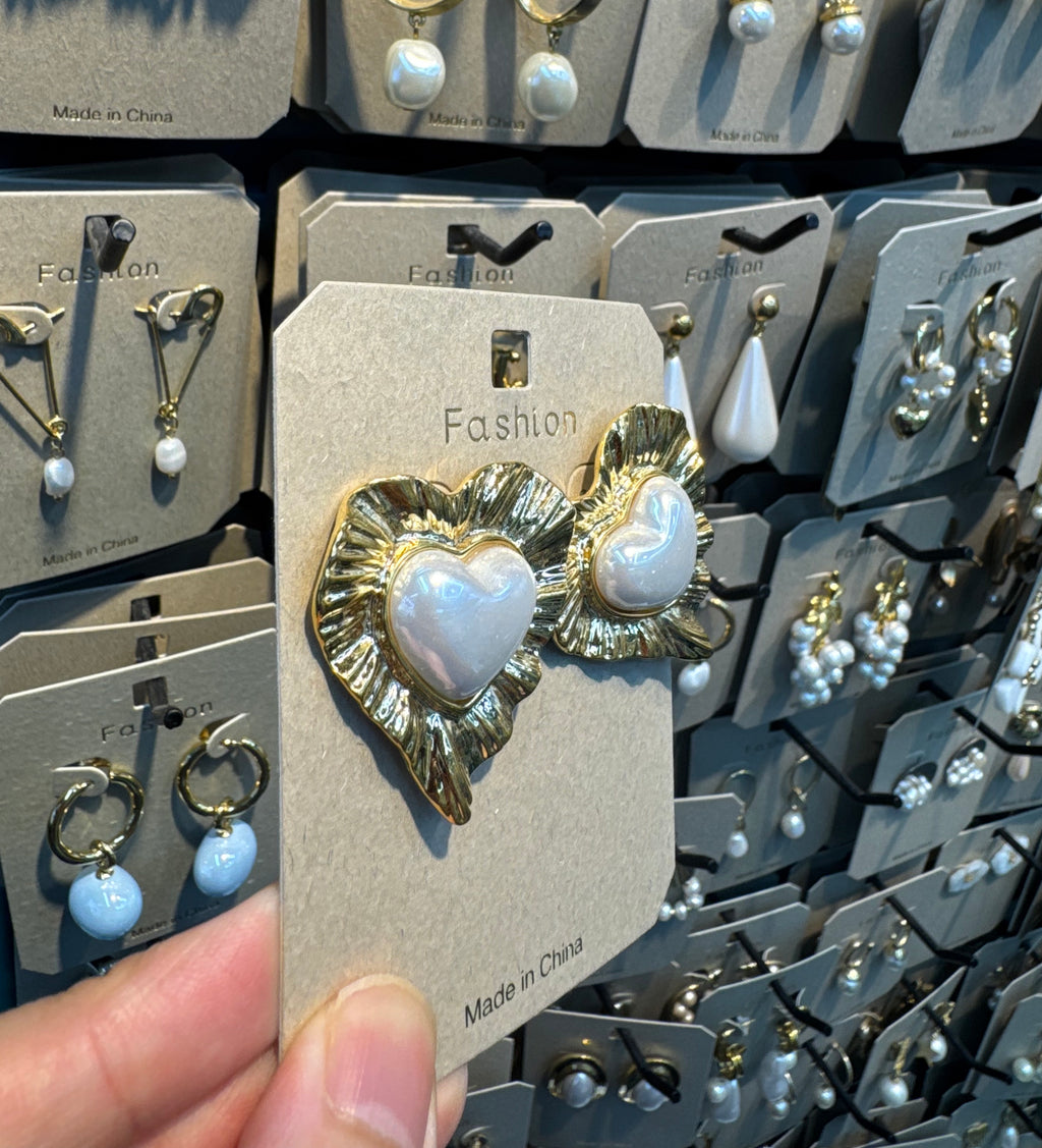 Frilled Heart Pearl Stud Earrings - W3-0430