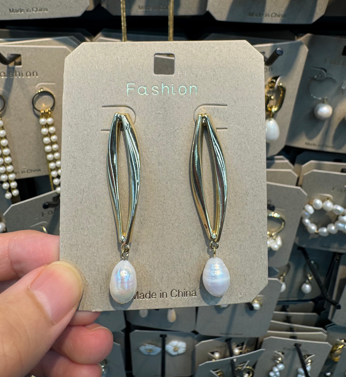 Elongated Leaf Pearl Earrings - W3-0439